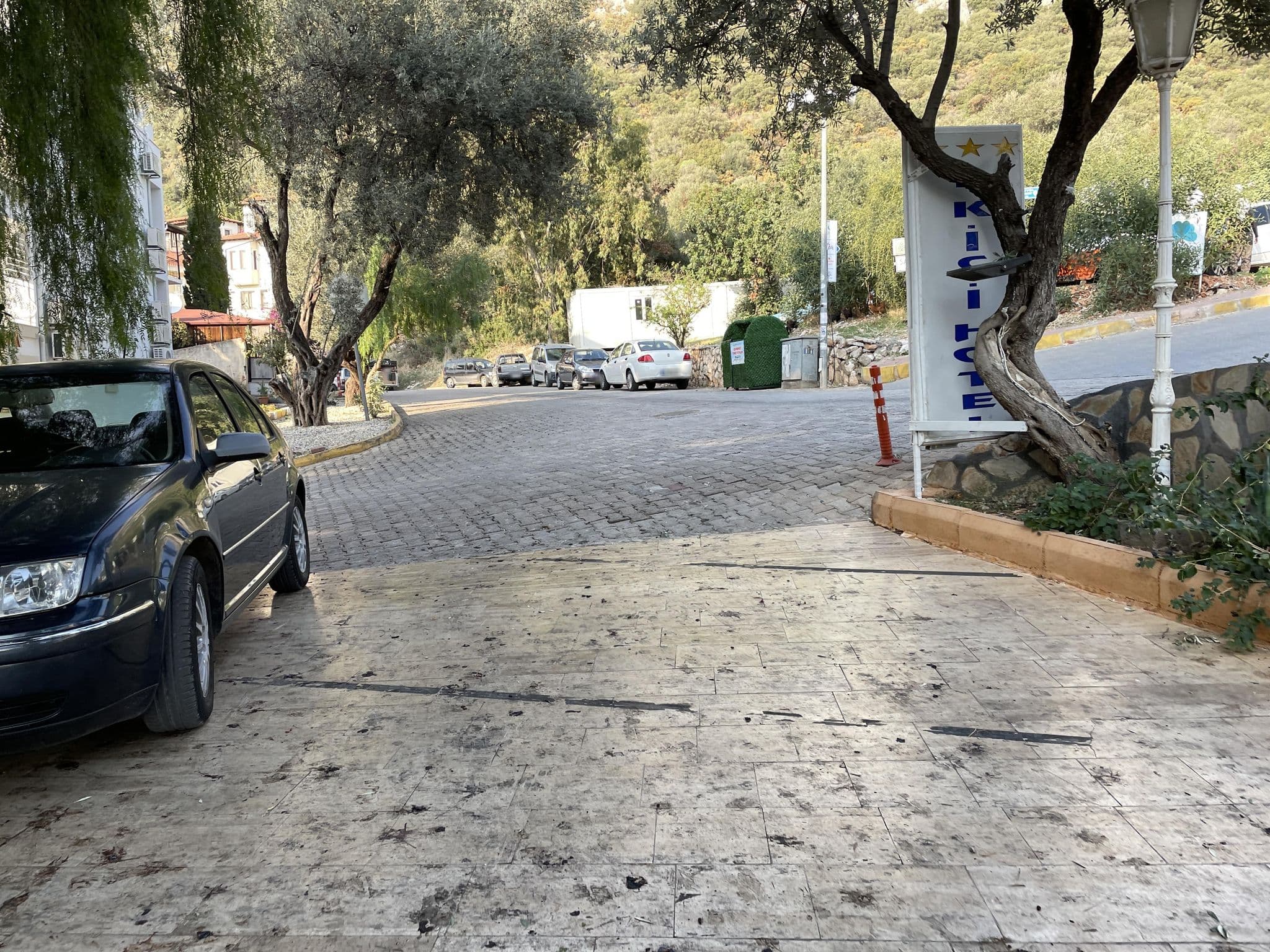 Street view near Zakkum Pansiyon, Kaş — © egorka (CC BY-SA · Mapillary)