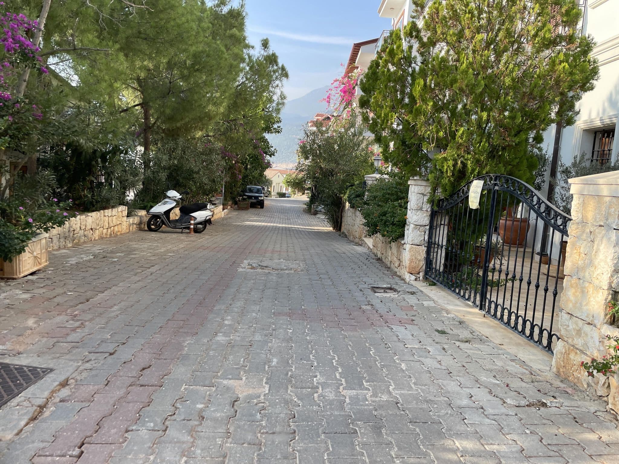 Street view near Medusa Otel, Kaş — © egorka (CC BY-SA · Mapillary)