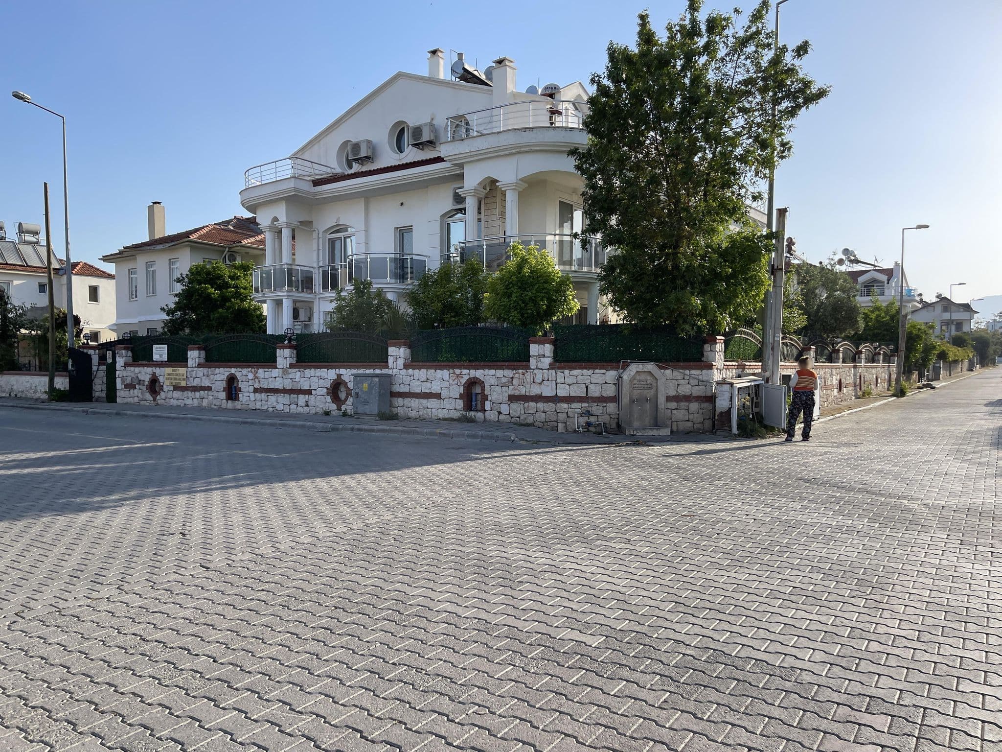 Street view near Oludeniz Hostel, Fethiye — © hind (CC BY-SA · Mapillary)