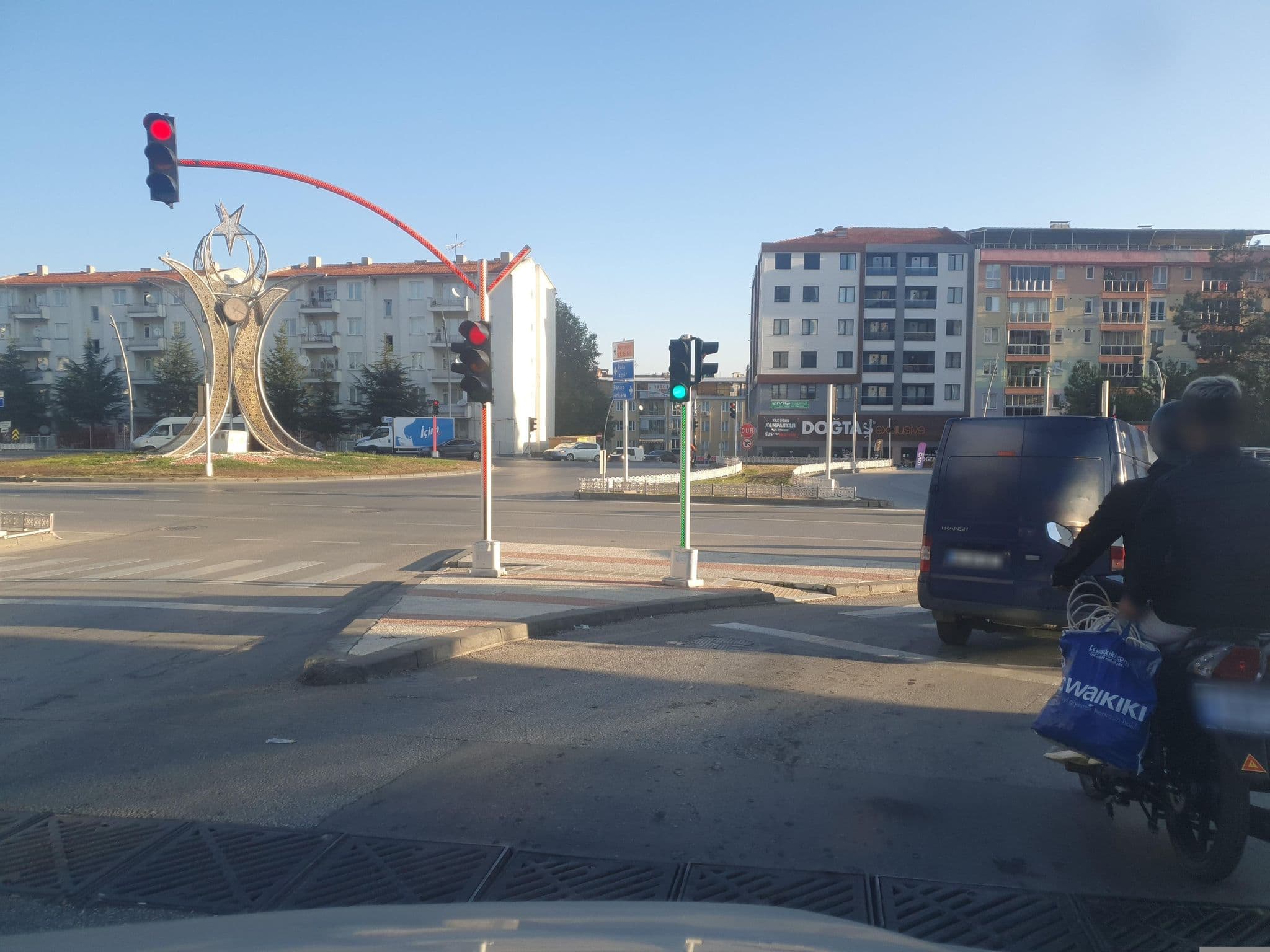 Street view near 64 KN 766, Uşak — © VoSToK (CC BY-SA · Mapillary)