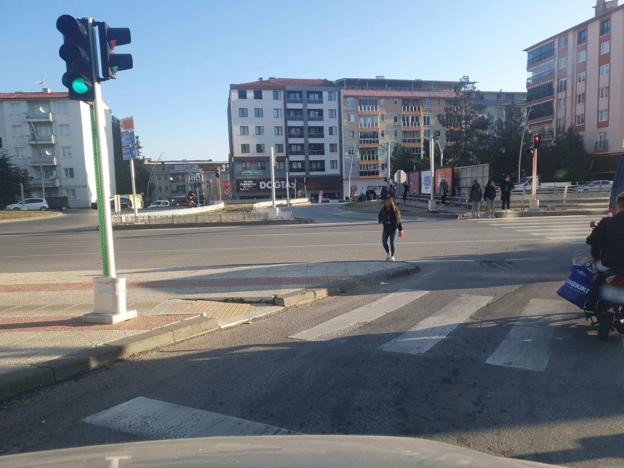 Street view near 64 DY 720, Uşak — © VoSToK (CC BY-SA · Mapillary)