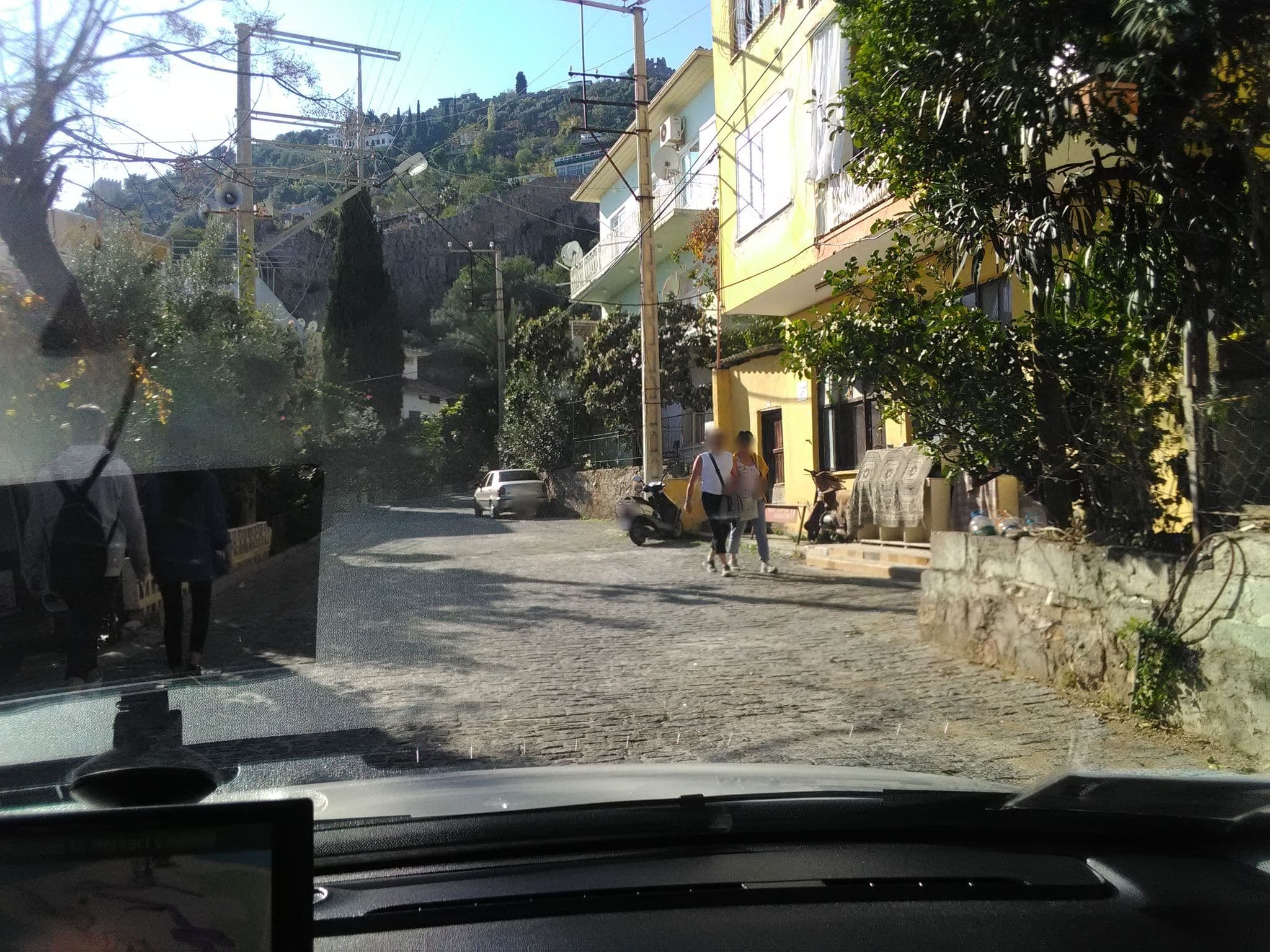 Street view near Lemon Villa Hotel, Alanya — © andershl (CC BY-SA · Mapillary)