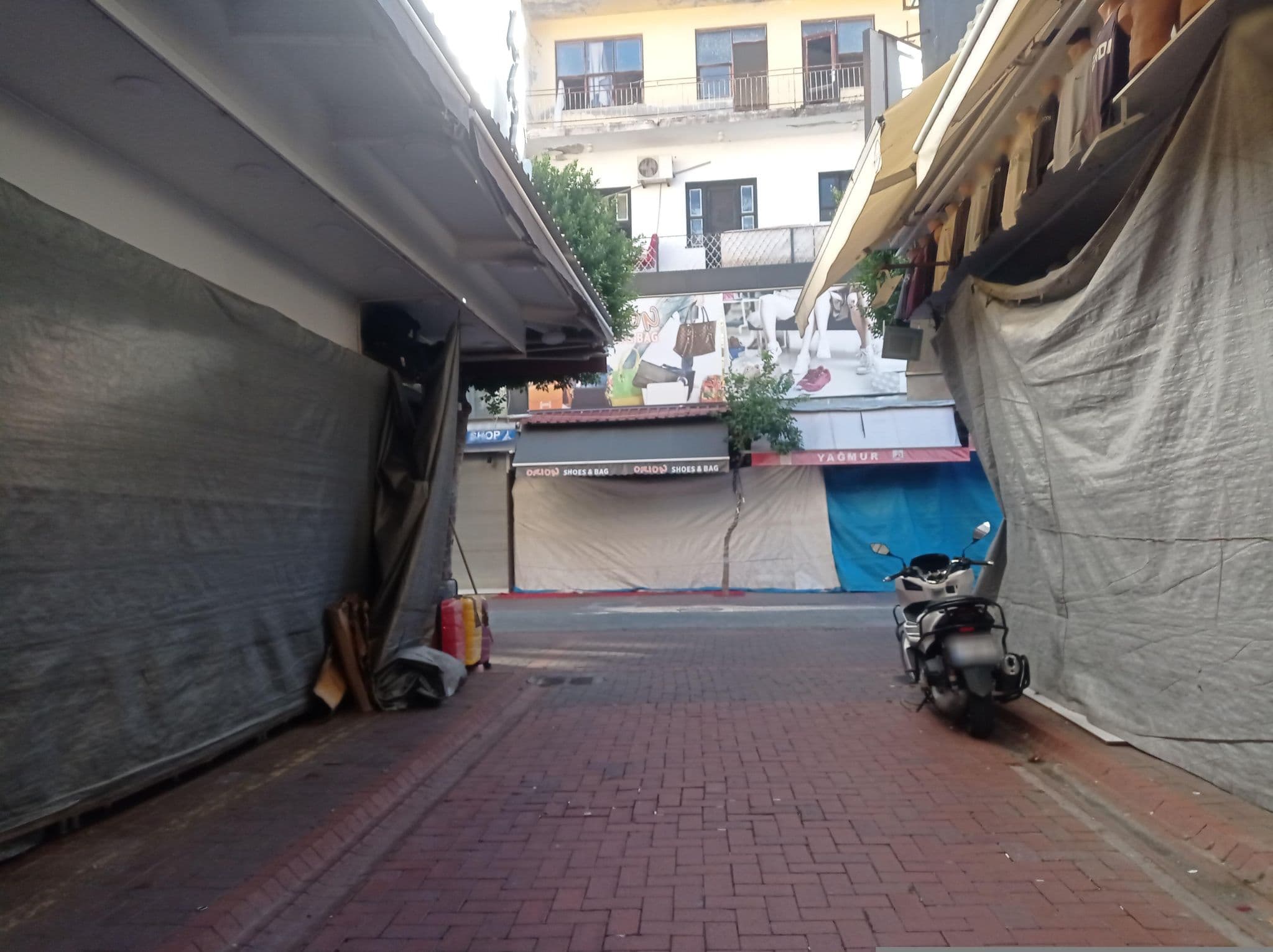 Street view near Klas Hotel, Alanya — © shoorick (CC BY-SA · Mapillary)