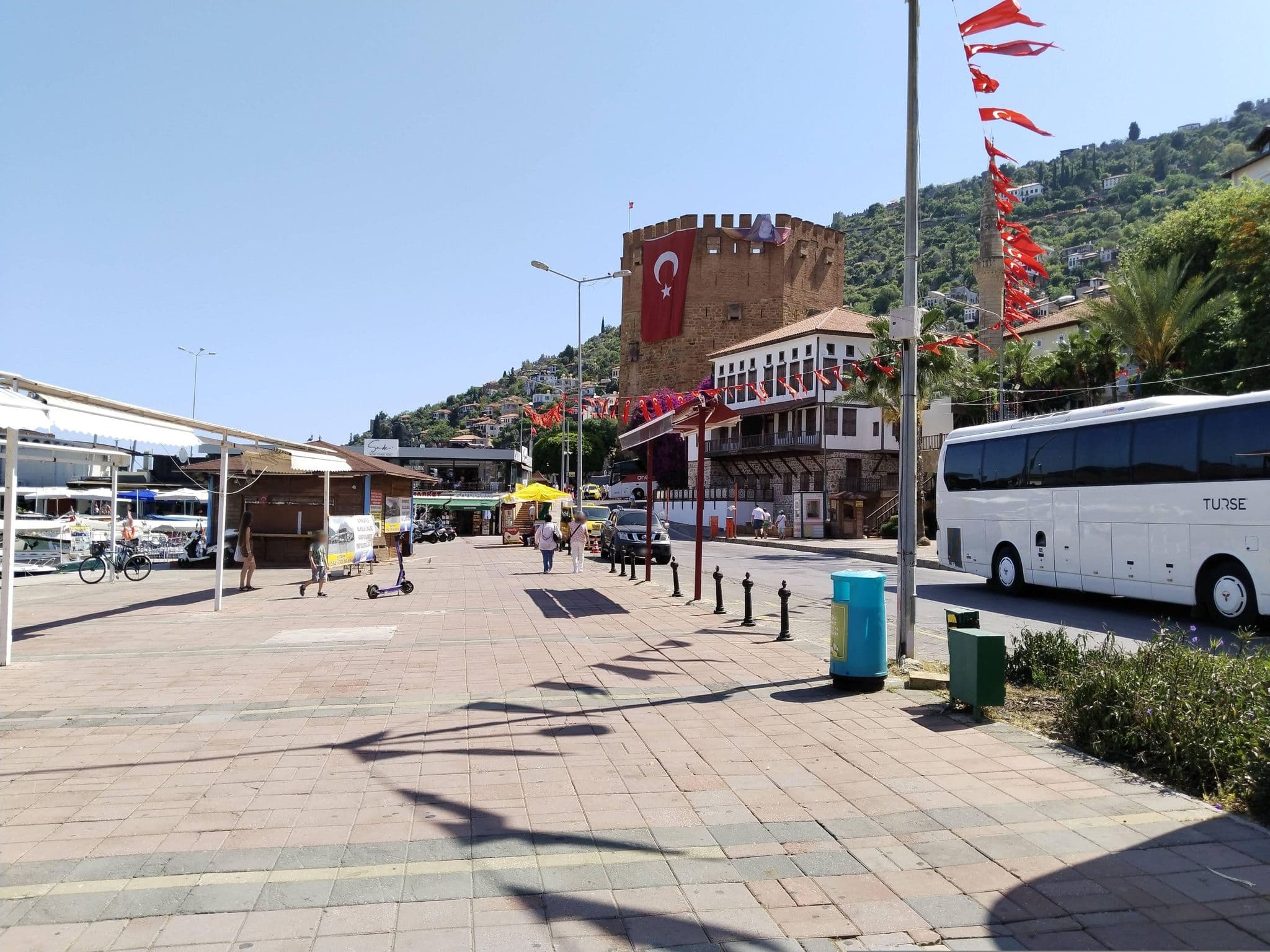 Street view near Serenity Hotels Management Office, Alanya — © Yurikson (CC BY-SA · Mapillary)