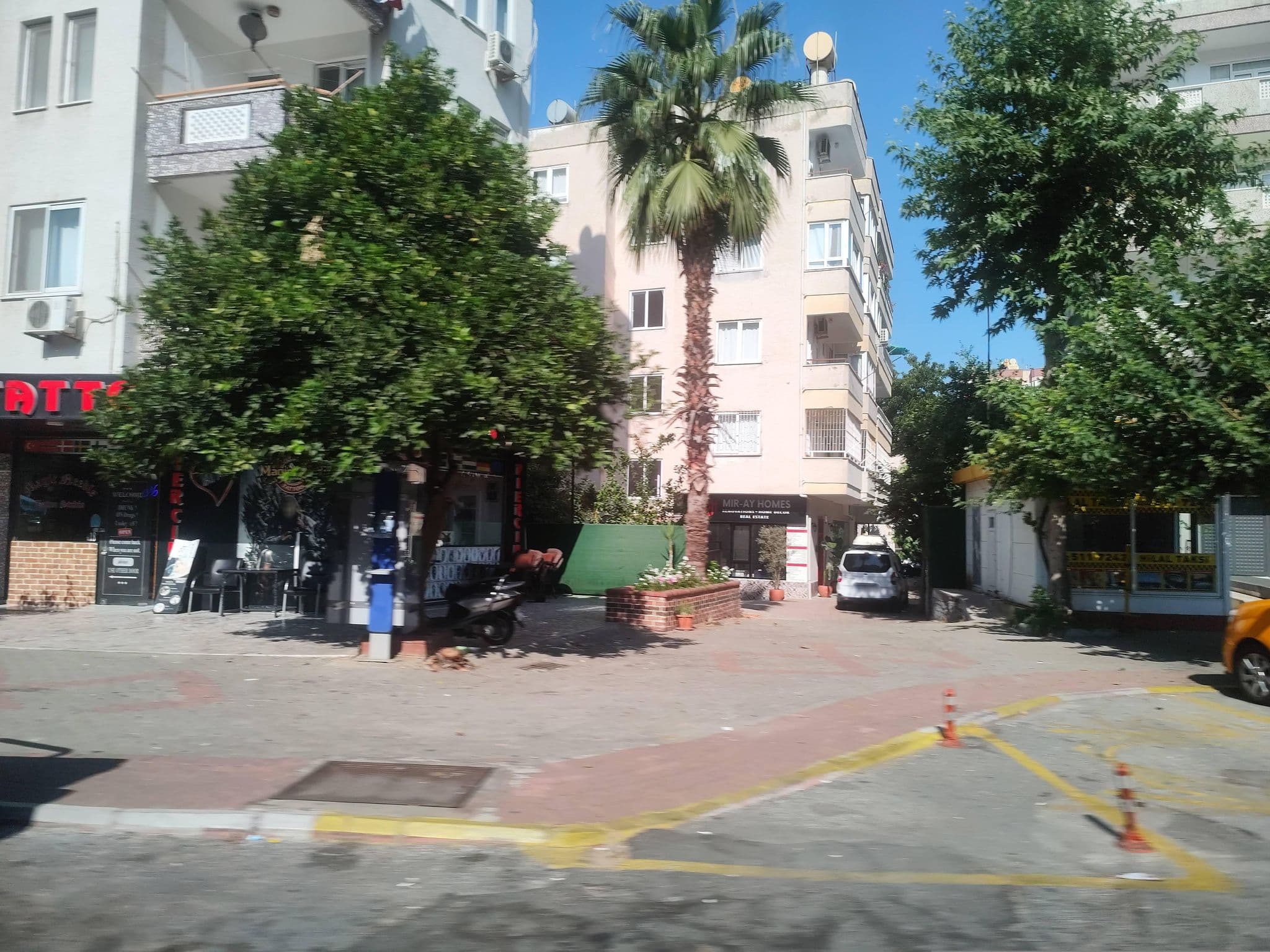 Street view near Kleopatra South Star Hotel, Hacımehmetli — © ldenisn (CC BY-SA · Mapillary)