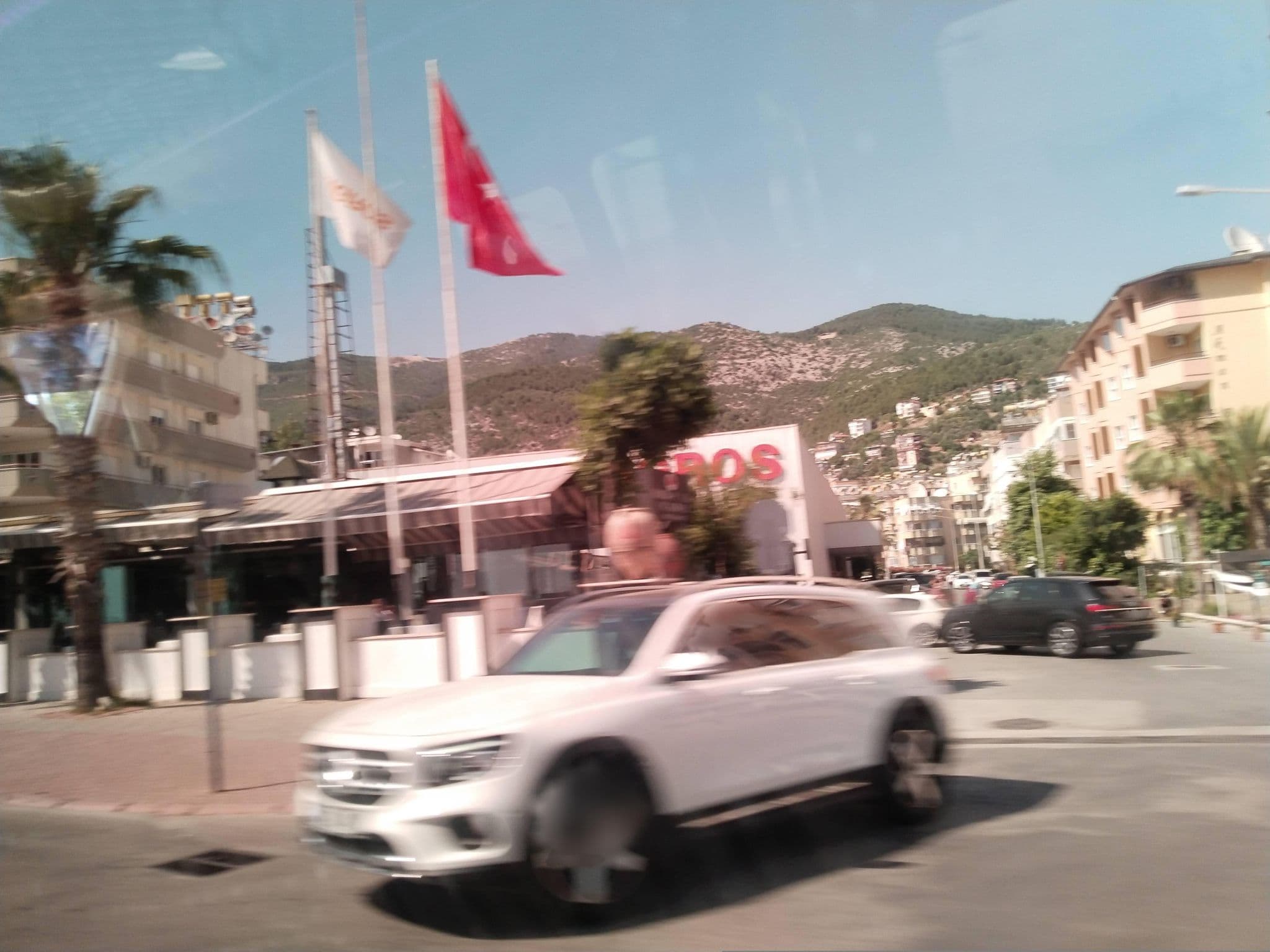 Street view near Azura Deluxe Resort Hotel, Hacımehmetli — © Yurikson (CC BY-SA · Mapillary)