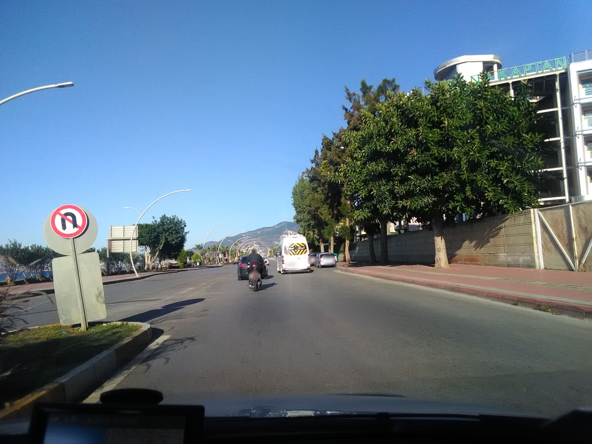 Street view near Vella Beach Hotel, Tosmur — © andershl (CC BY-SA · Mapillary)