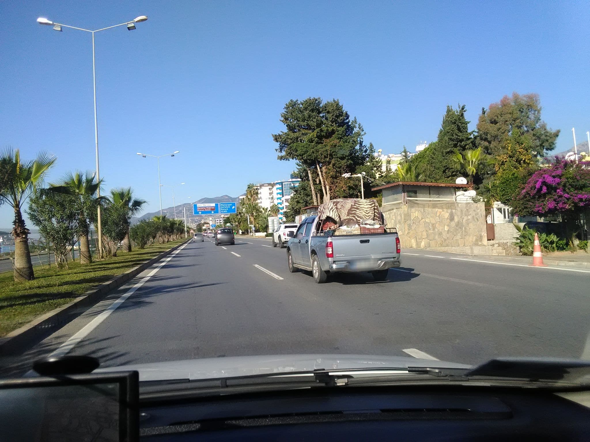 Street view near Şevkibey Hotel, Tosmur — © andershl (CC BY-SA · Mapillary)