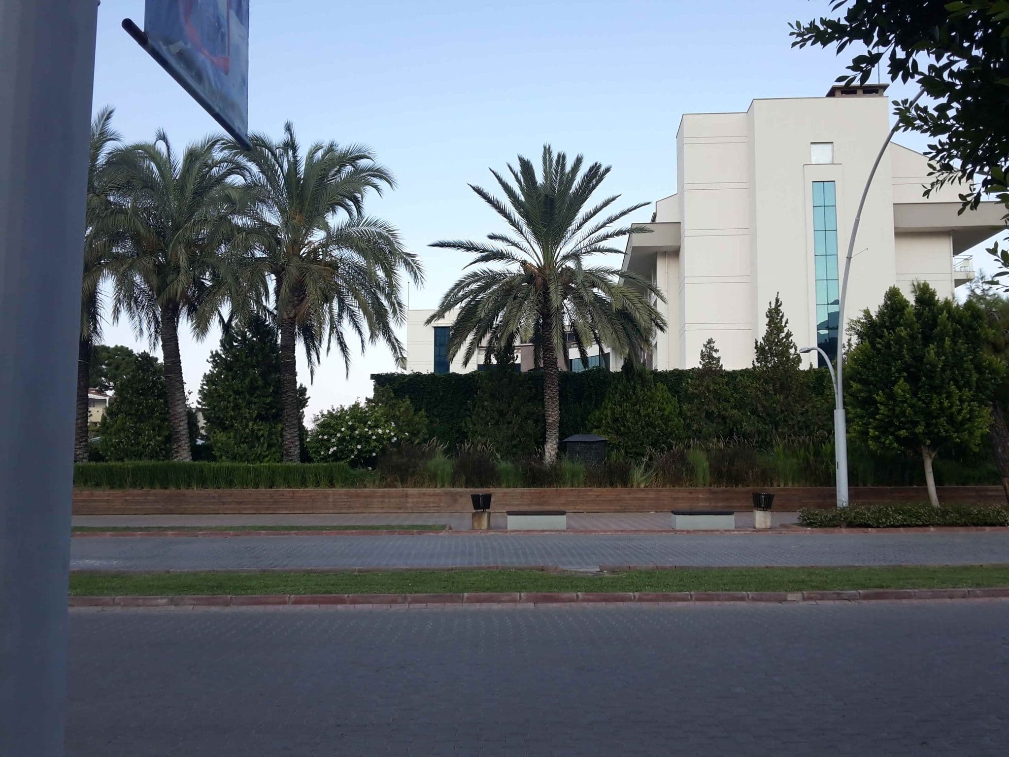 Street view near Alkoçlar Kapalı Havuz, Kemer — © bigmap (CC BY-SA · Mapillary)