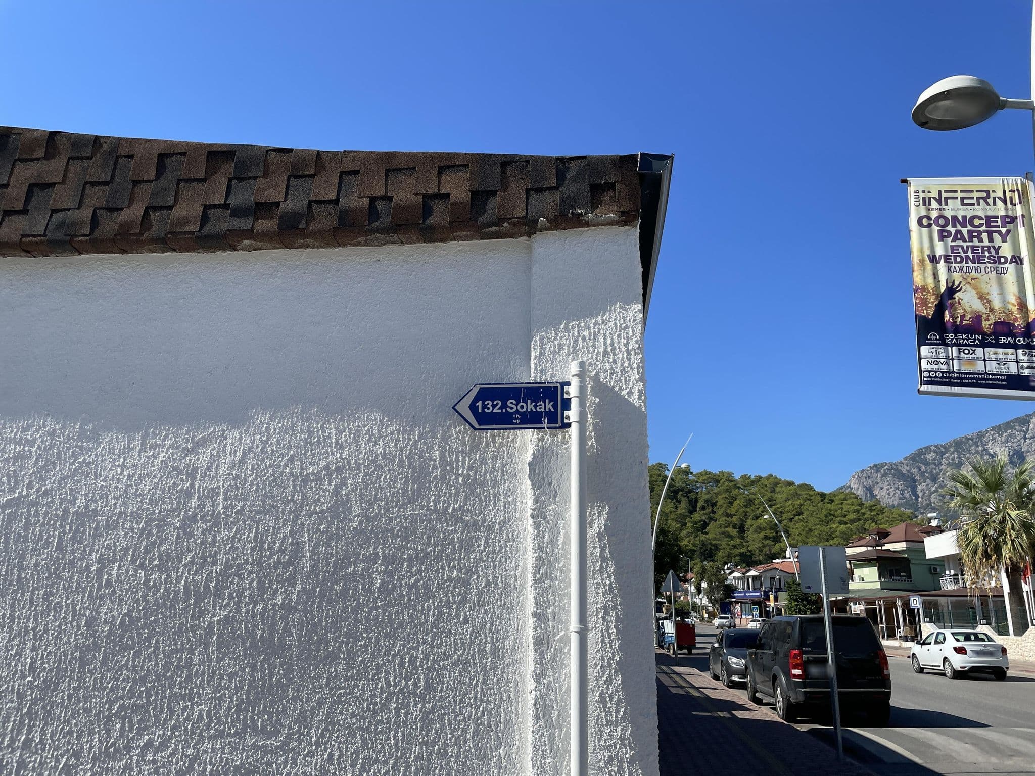 Street view near Tokay Otel, Kemer — © batyrmastyr (CC BY-SA · Mapillary)