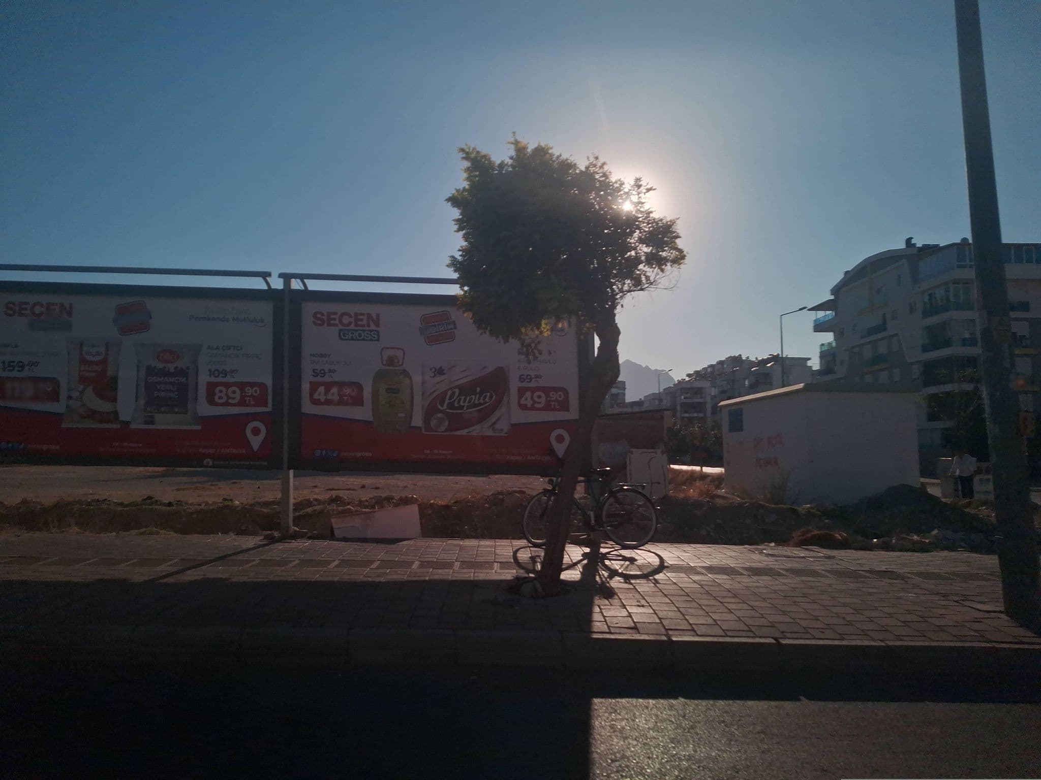 Street view near Rixos Premium Belek, Bahtılı — © Guria (CC BY-SA · Mapillary)
