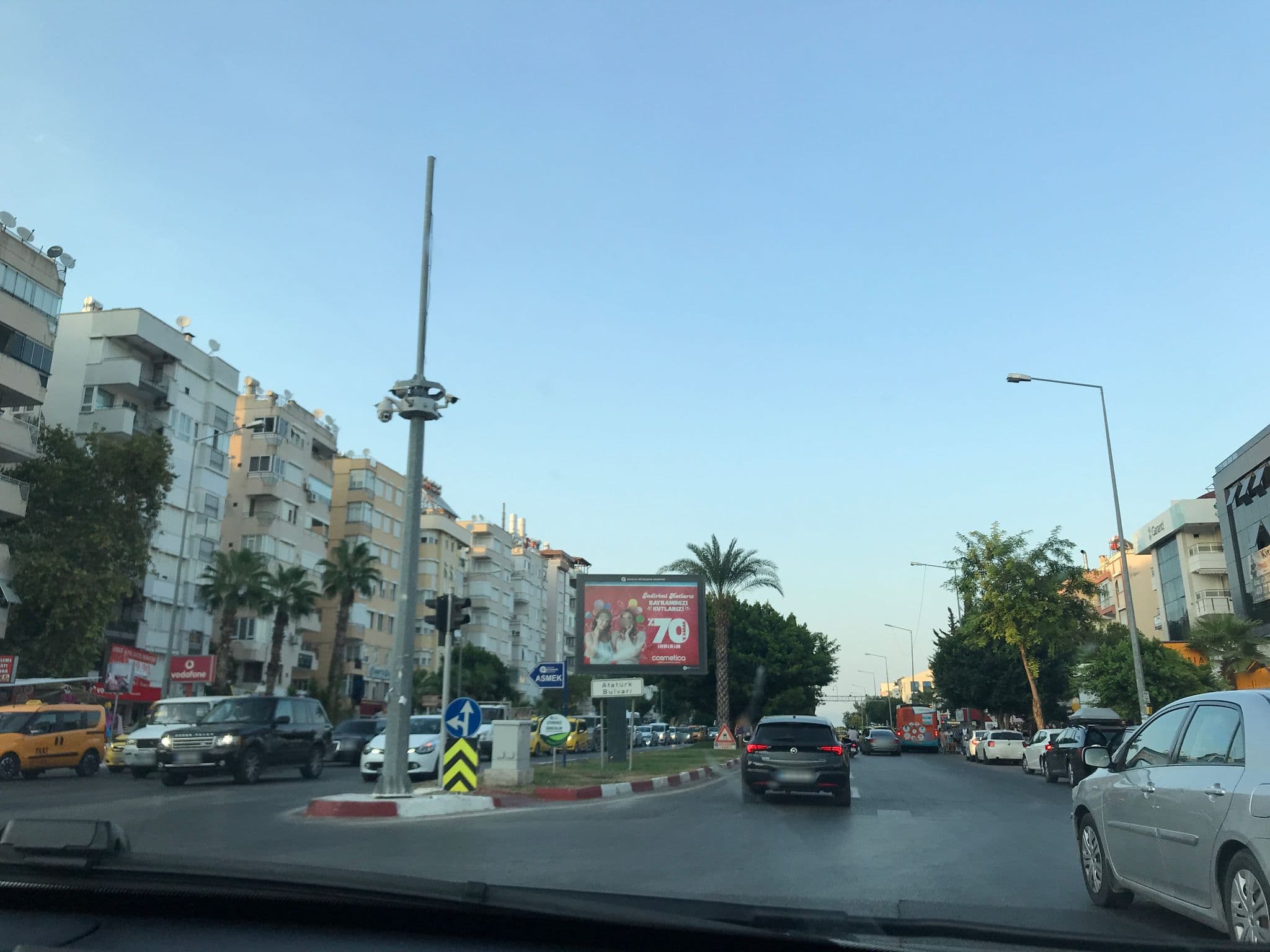 Street view near Türkay Otel, Bahtılı — © ferahkoksal (CC BY-SA · Mapillary)