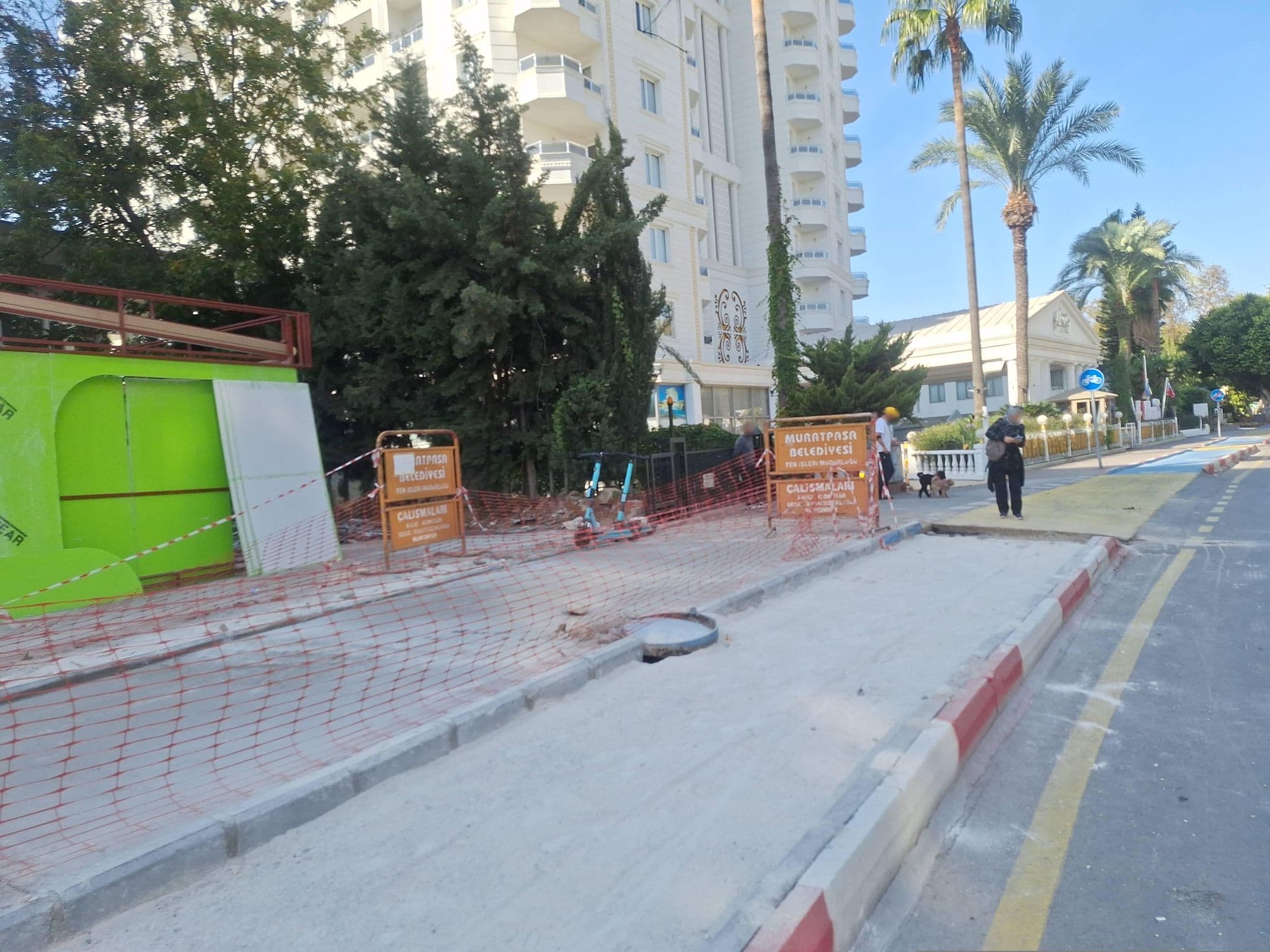 Street view near Delta Hotels By Marriott Antalya Lara, Muratpaşa — © Guria (CC BY-SA · Mapillary)