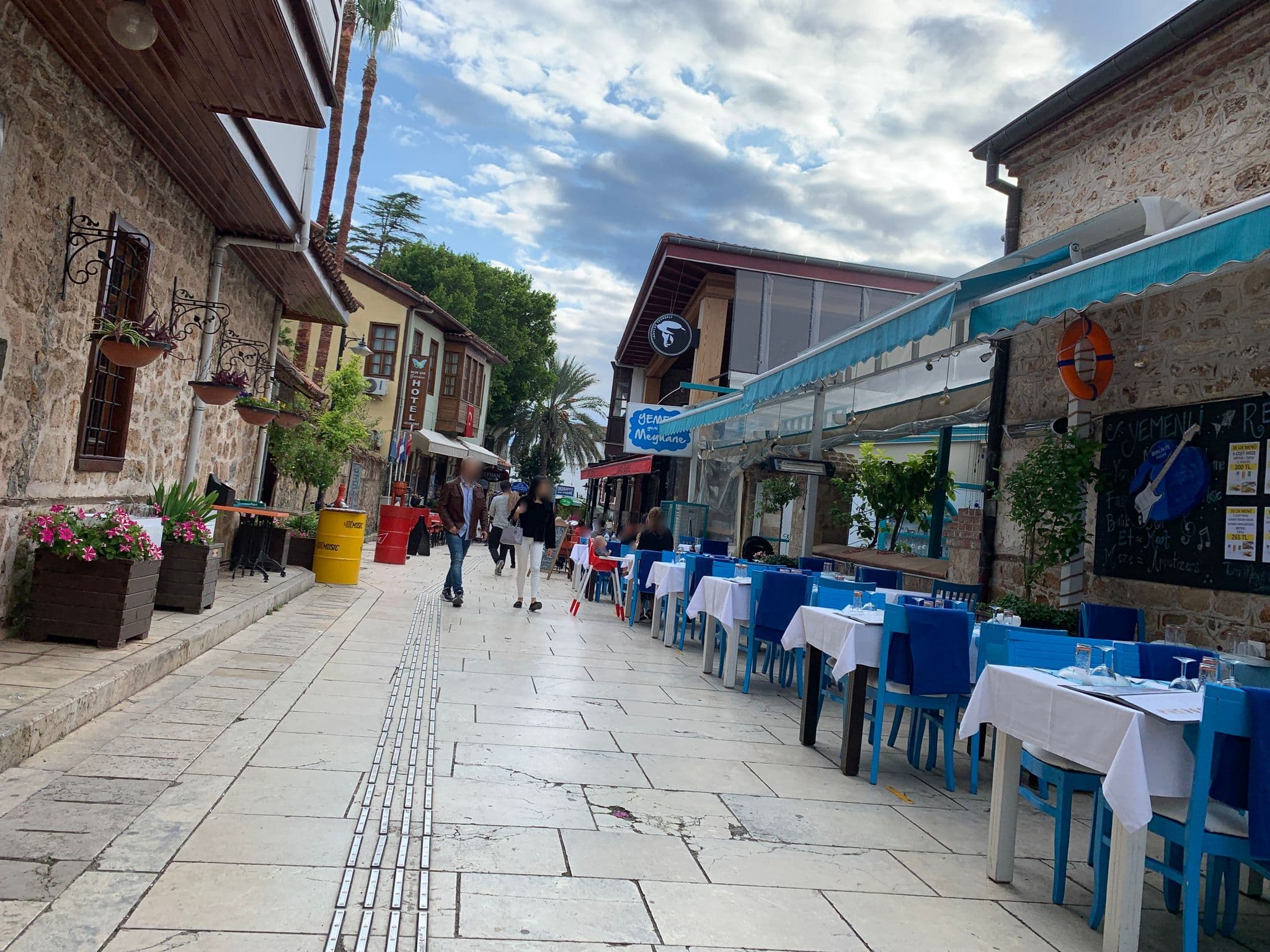 Street view near Lazer Pansiyon, Antalya — © empty (CC BY-SA · Mapillary)