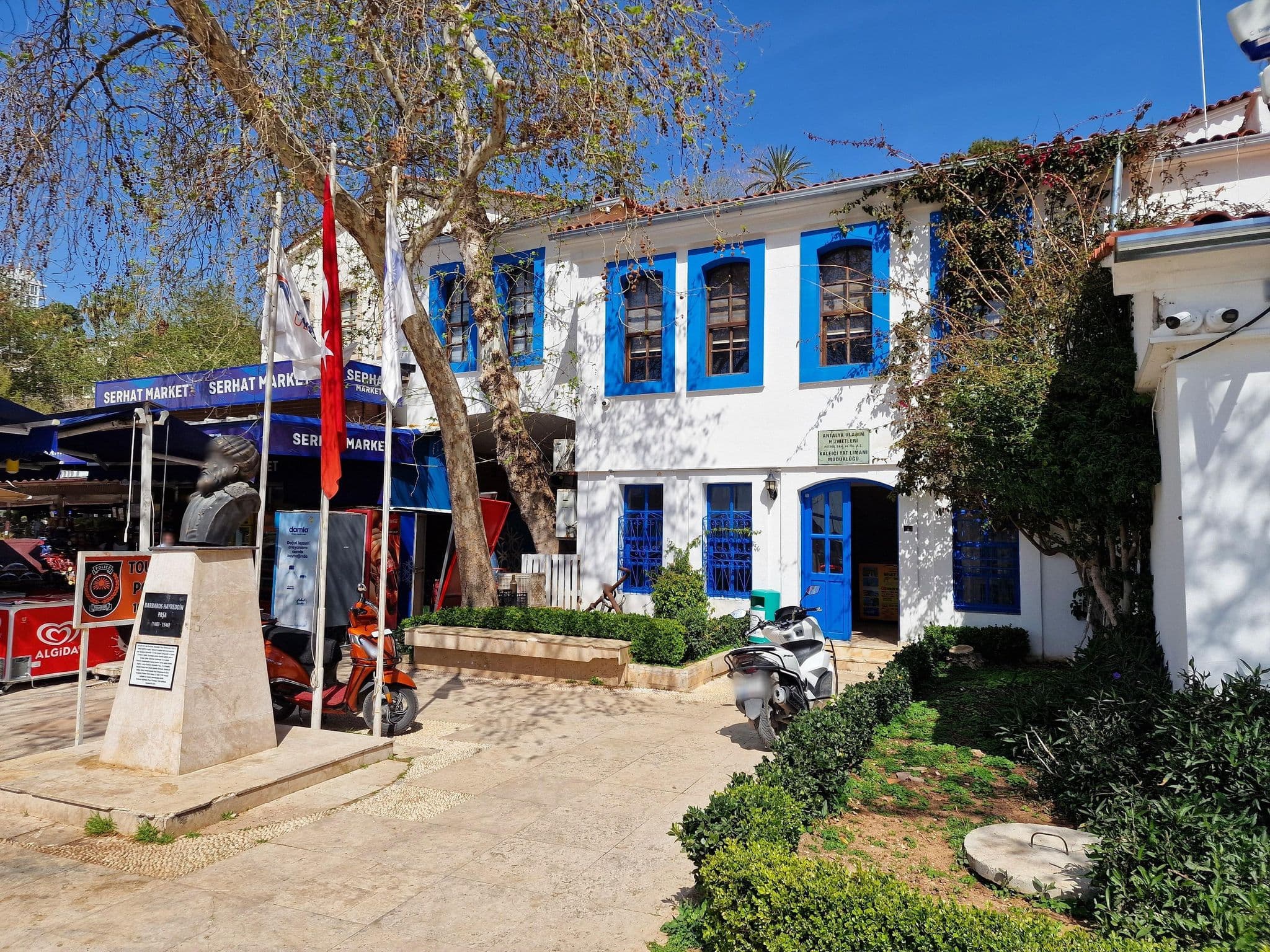 Street view near Adalya Otel Front Office, Antalya — © km2bp (CC BY-SA · Mapillary)