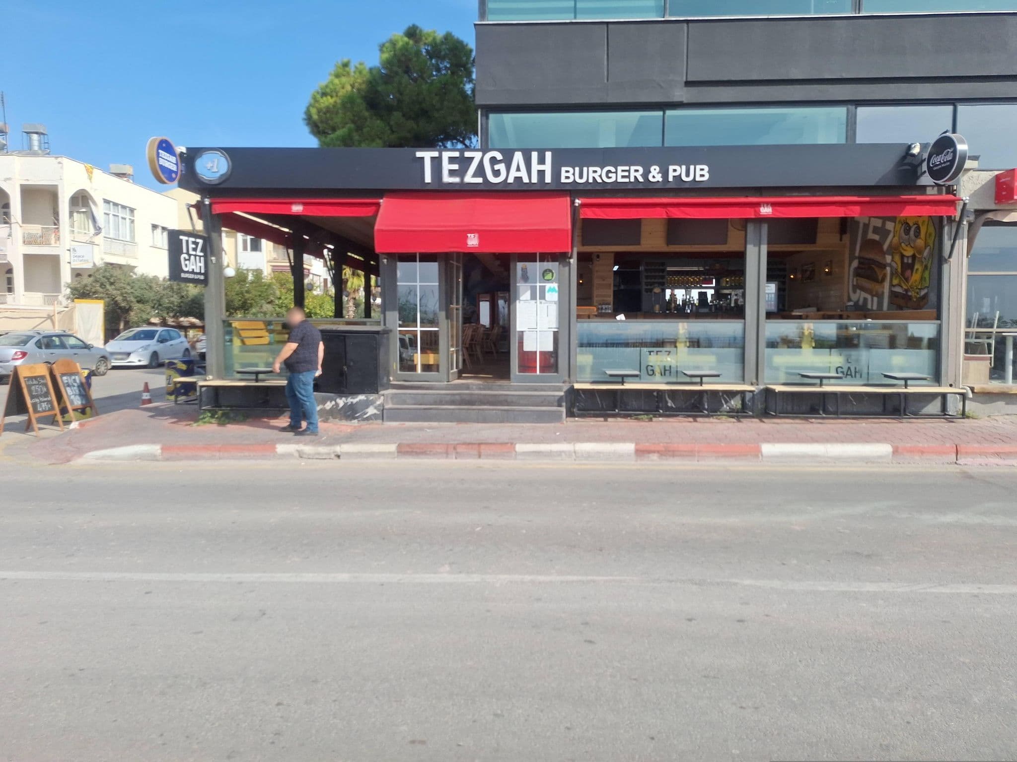 Street view near Sherwood Premio Hotel, Muratpaşa — © Guria (CC BY-SA · Mapillary)