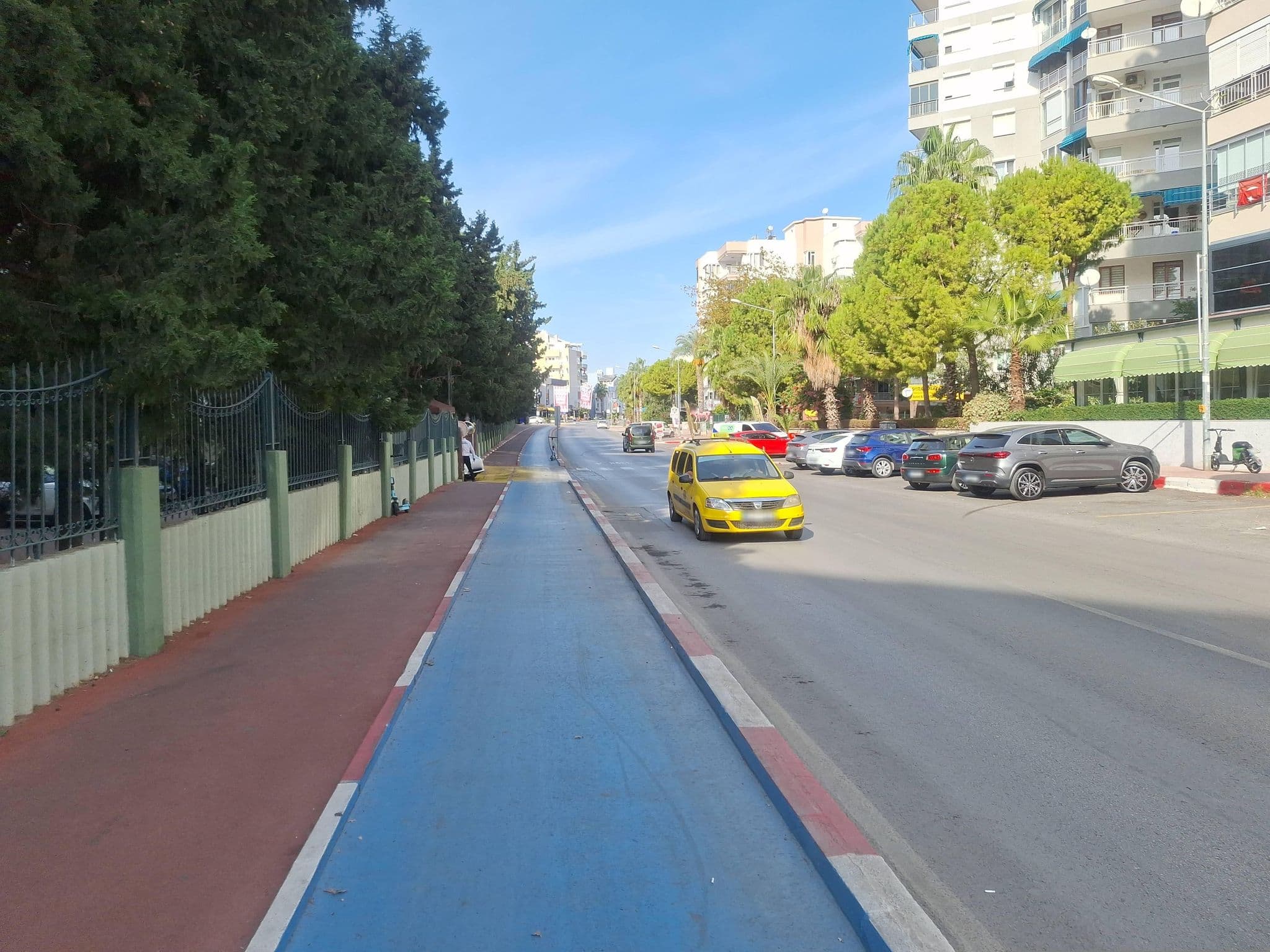 Street view near Titanic Beach Deluxe Hotel, Muratpaşa — © Guria (CC BY-SA · Mapillary)