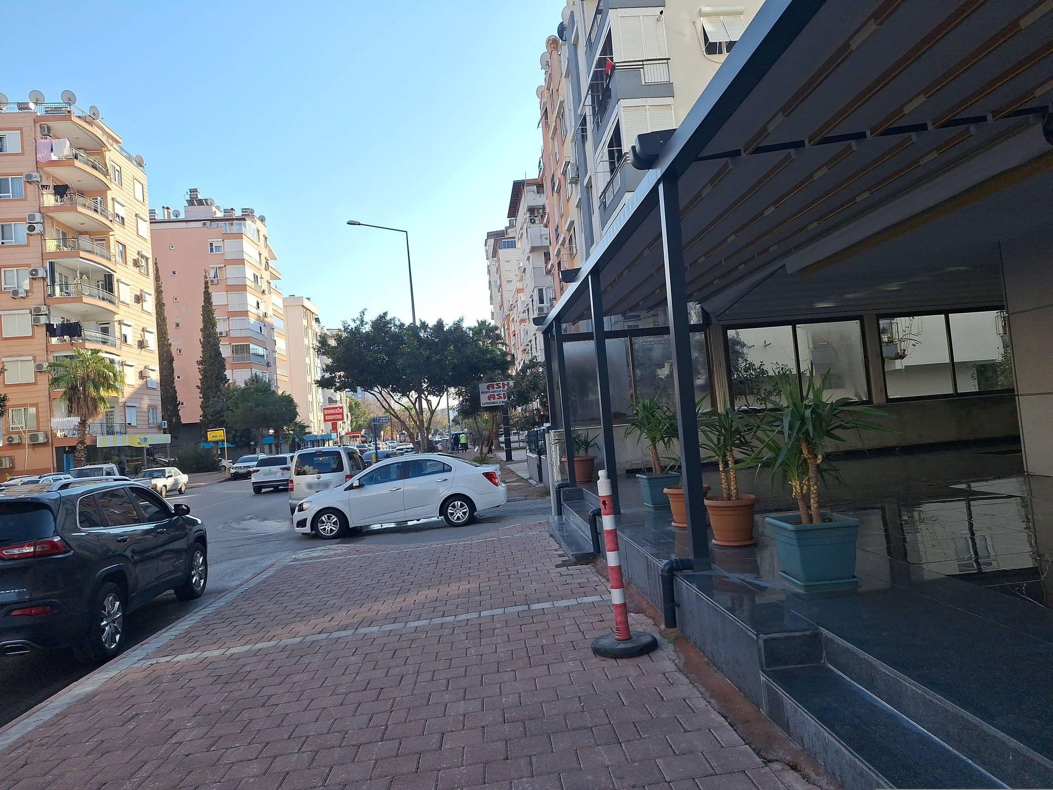 Street view near Bayındır Palme Otel, Antalya — © Guria (CC BY-SA · Mapillary)