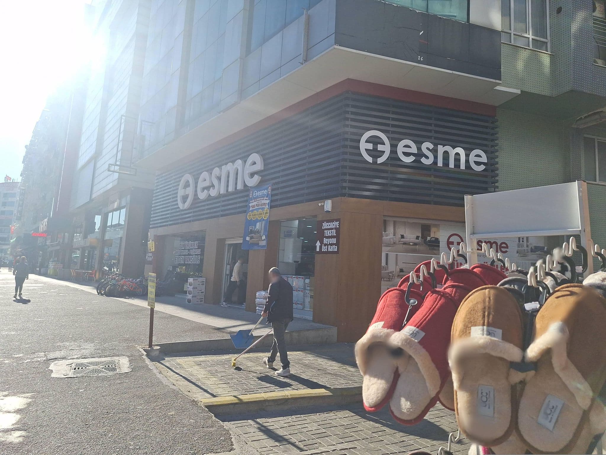 Street view near Kıvrak Otel Antalya, Antalya — © Guria (CC BY-SA · Mapillary)