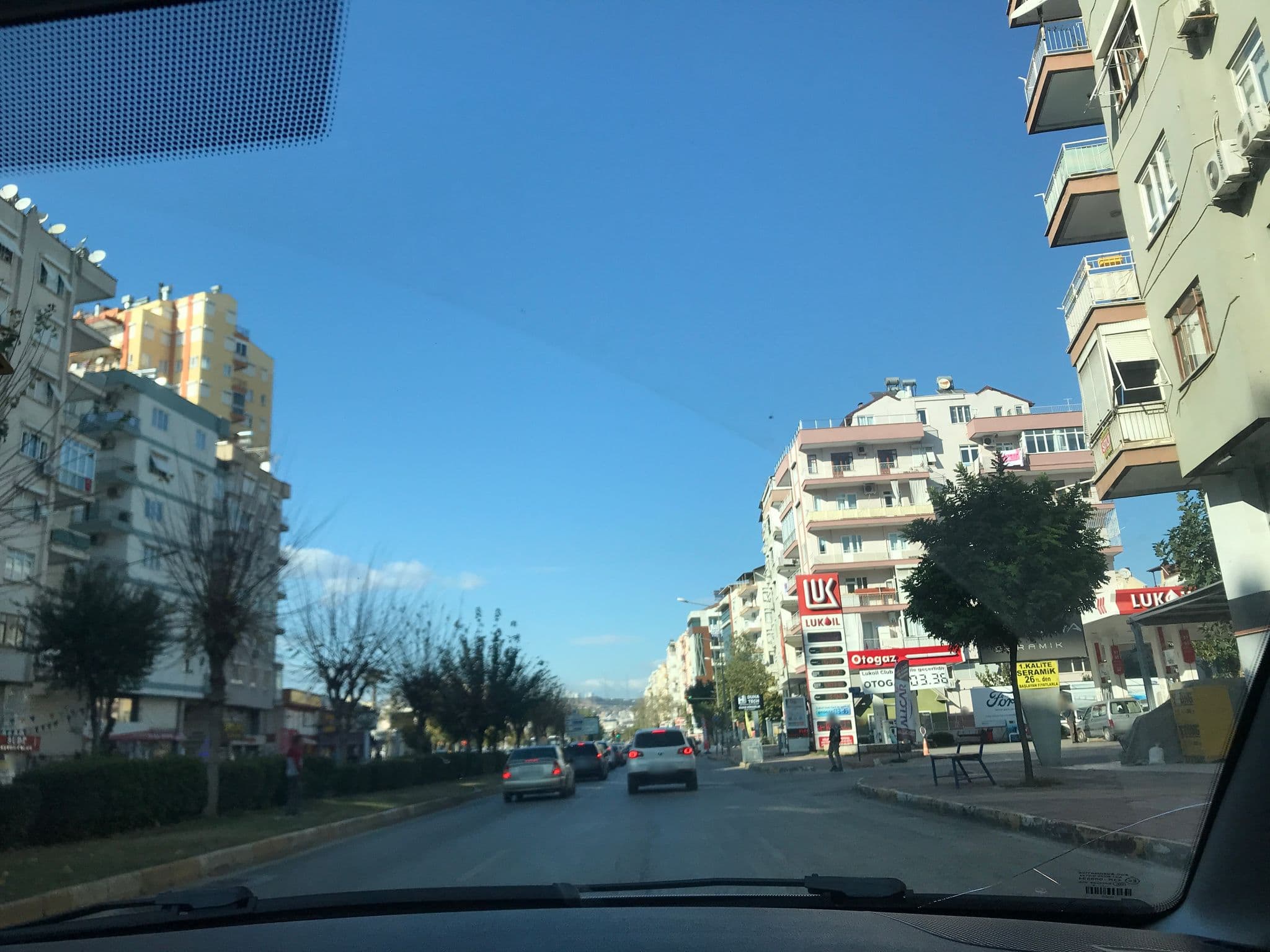 Street view near Dumans Hotel, Antalya — © ferahkoksal (CC BY-SA · Mapillary)