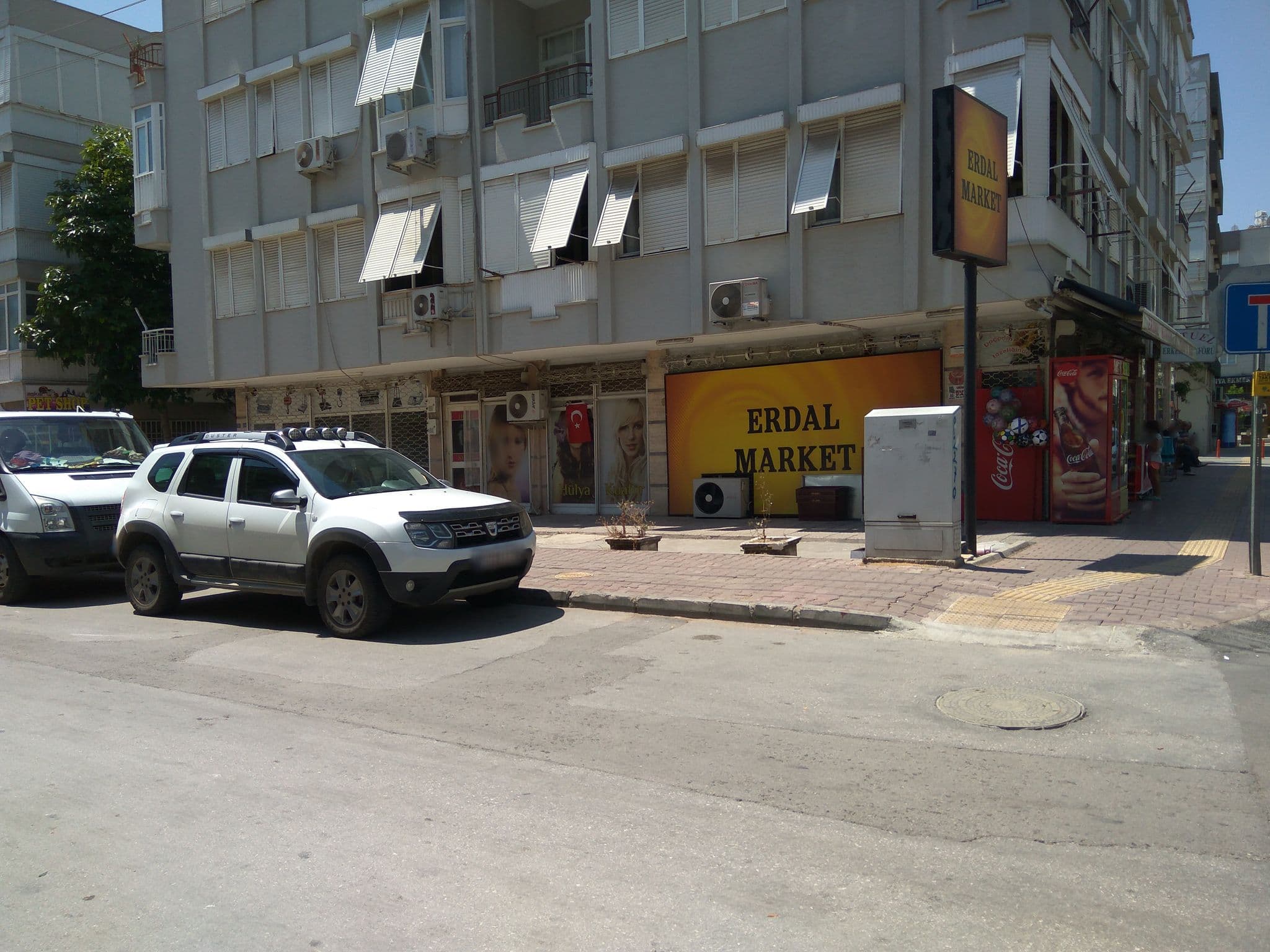 Street view near CAN Otel, Antalya — © nediyem (CC BY-SA · Mapillary)