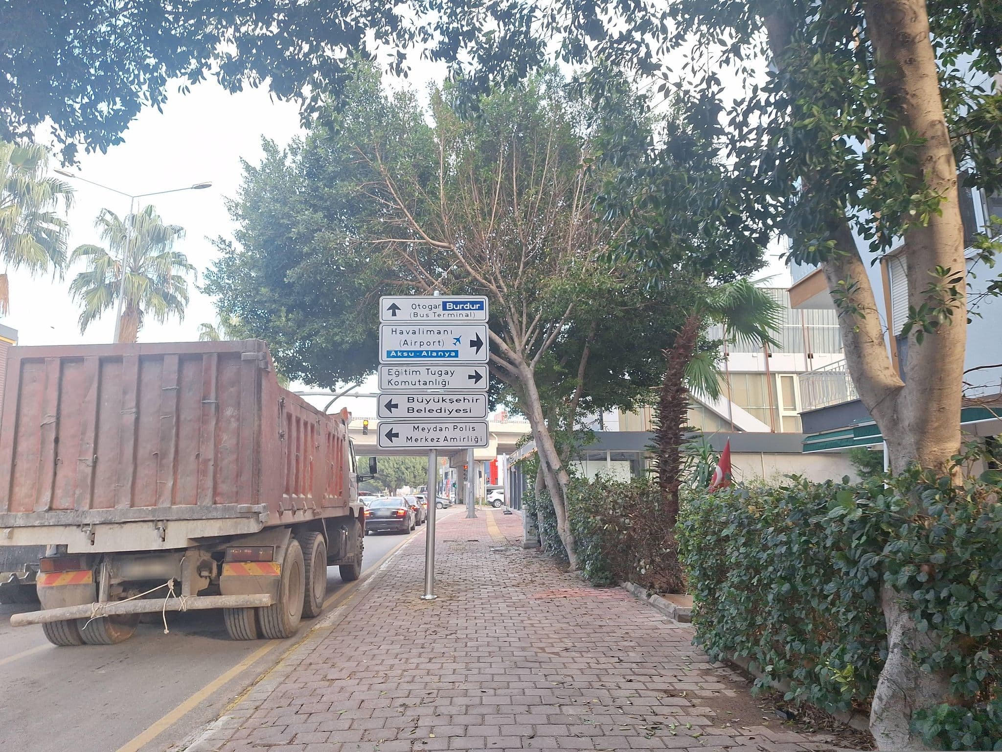 Street view near Star Pansiyon, Muratpaşa — © Guria (CC BY-SA · Mapillary)