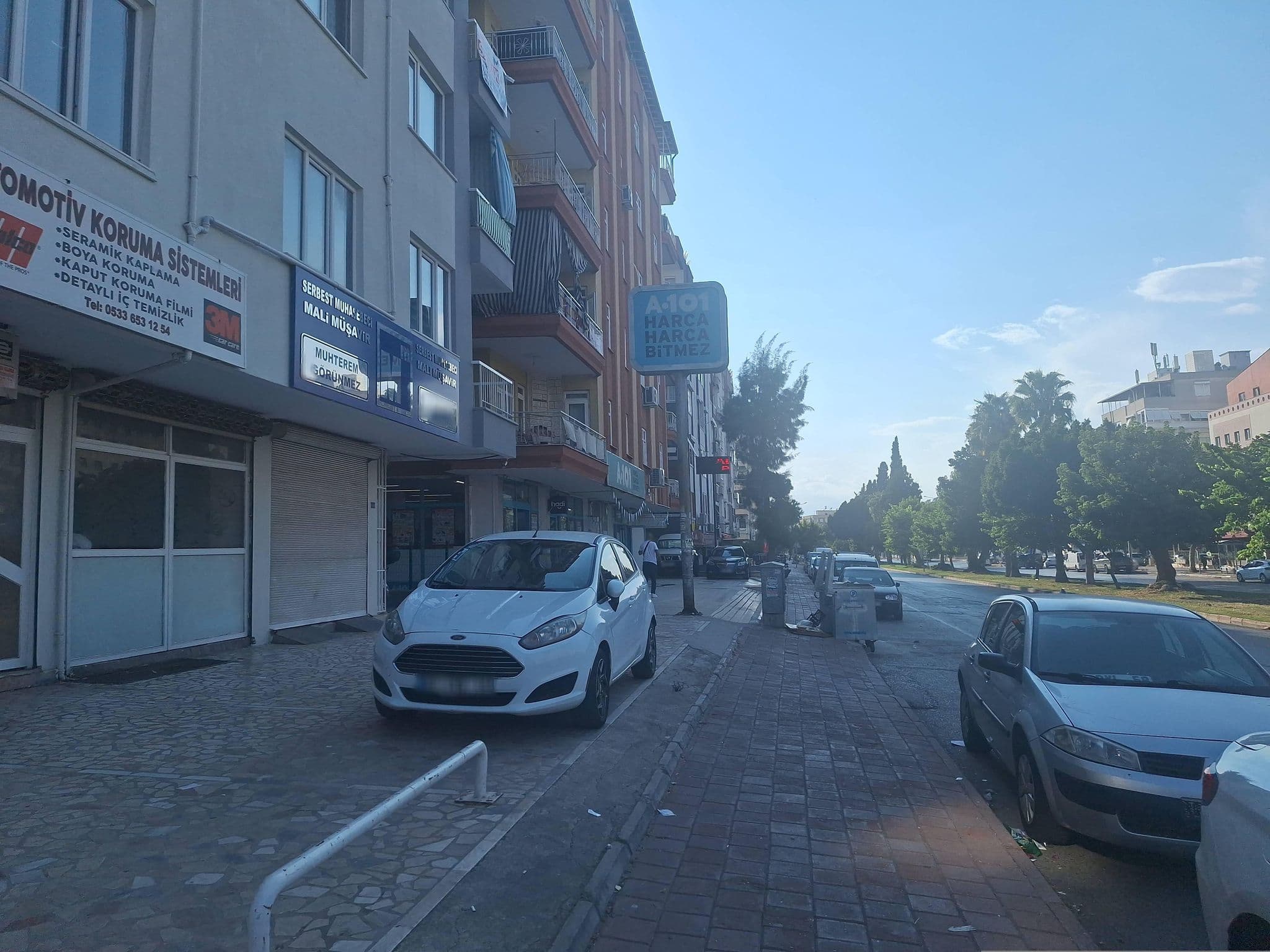 Street view near Renaissance Antalya Resort, Antalya — © Guria (CC BY-SA · Mapillary)