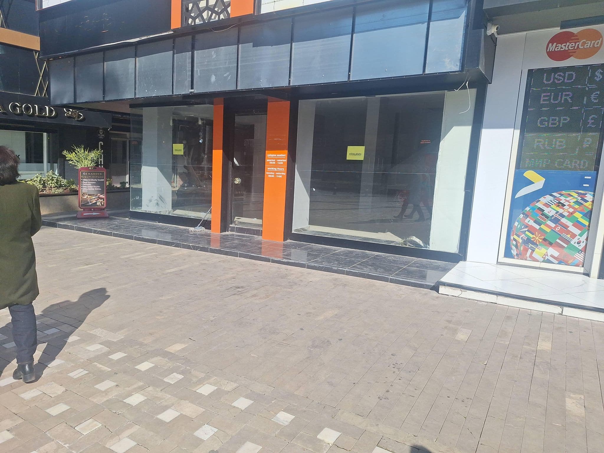 Street view near Esen Otel, Antalya — © Guria (CC BY-SA · Mapillary)