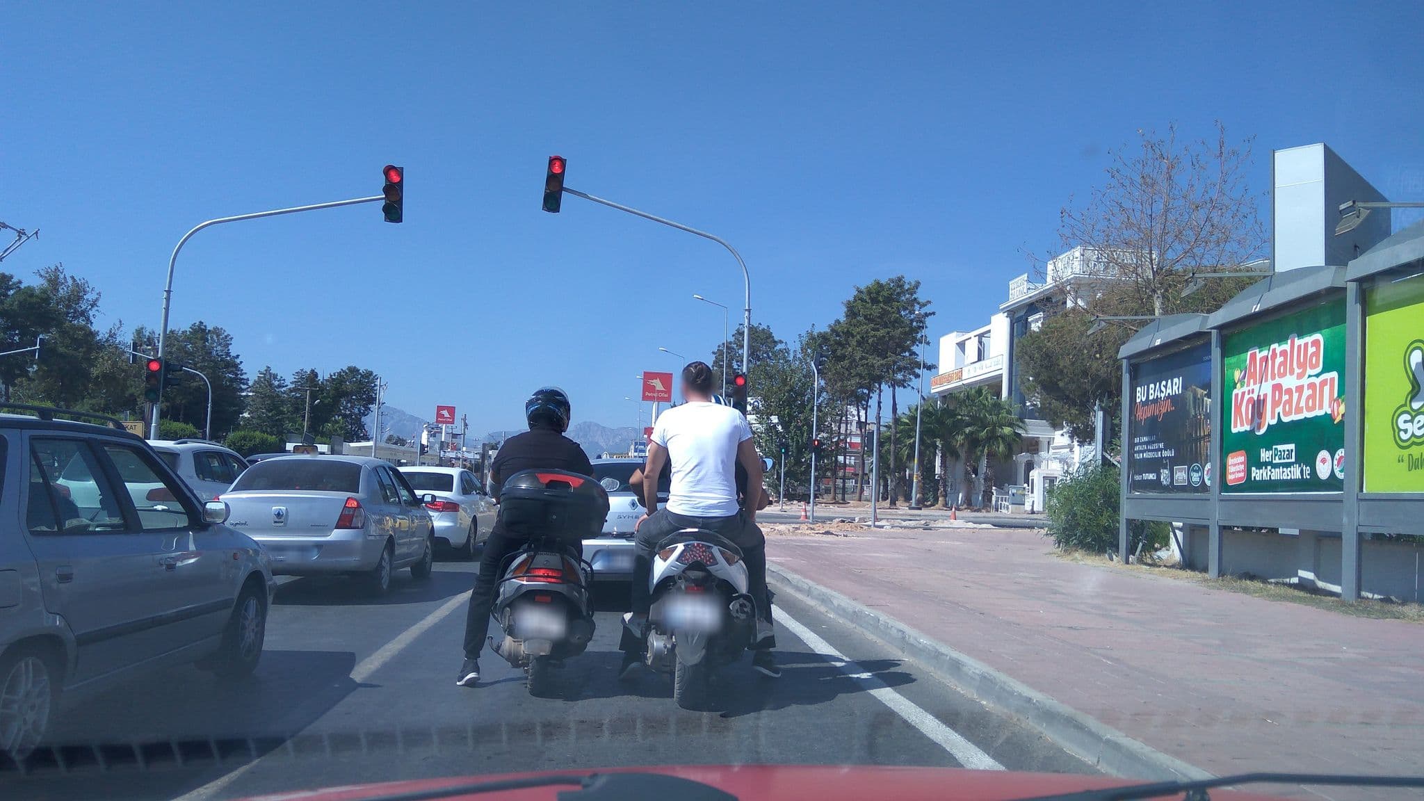 Street view near Antalaya, Antalya — © nediyem (CC BY-SA · Mapillary)