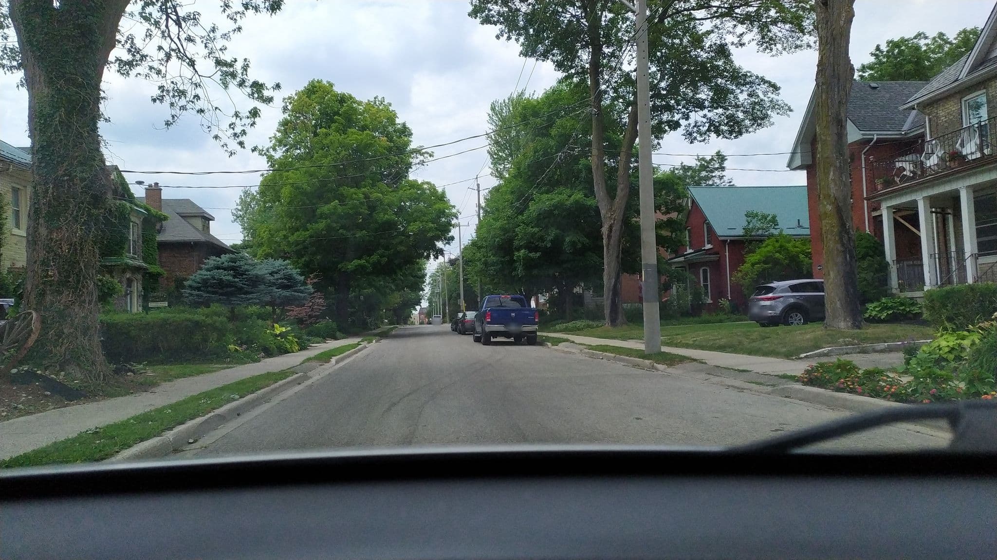 Street view near Garden Place, Stratford — © sun00 (CC BY-SA · Mapillary)