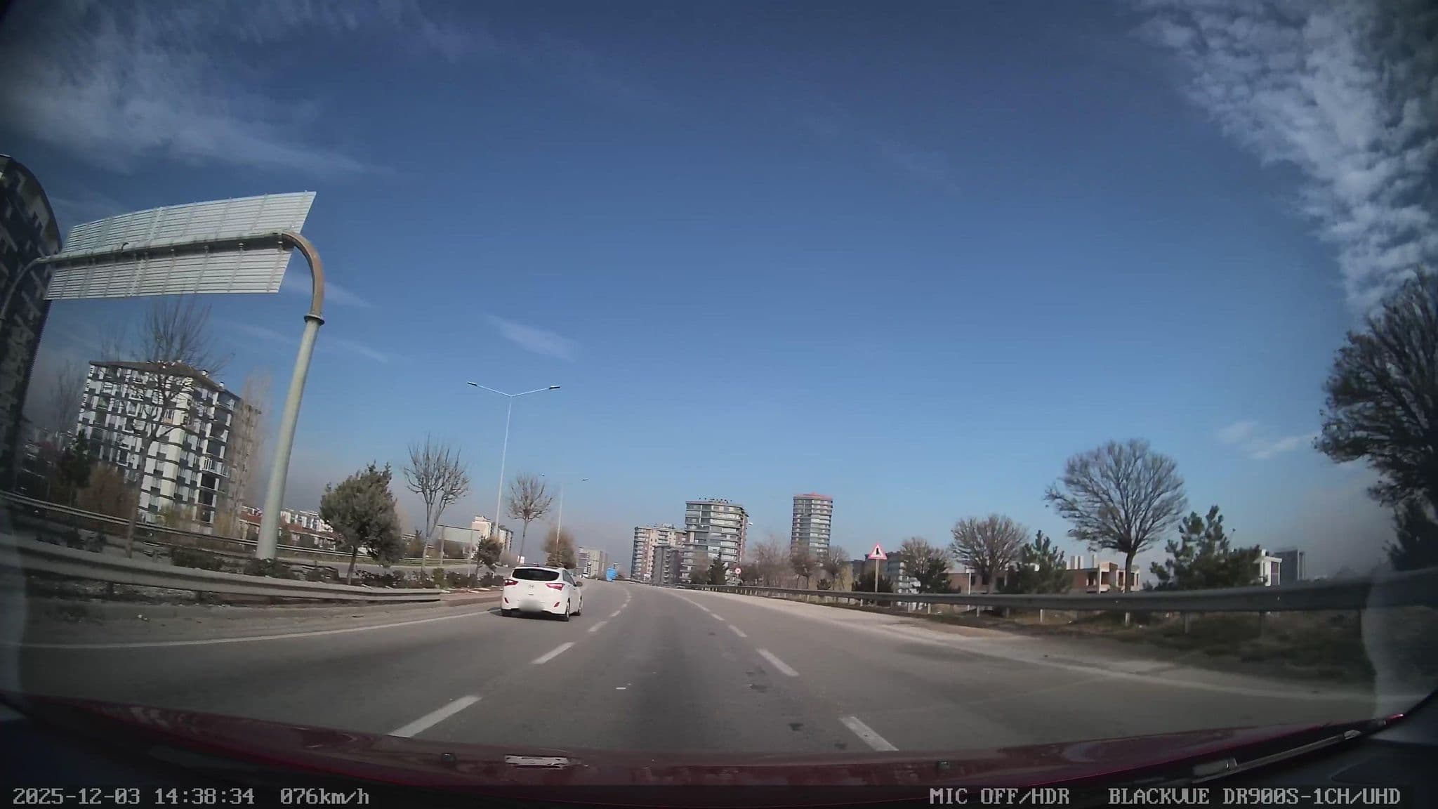 Street view near Afyon Korel Otel, Afyonkarahisar — © unen (CC BY-SA · Mapillary)