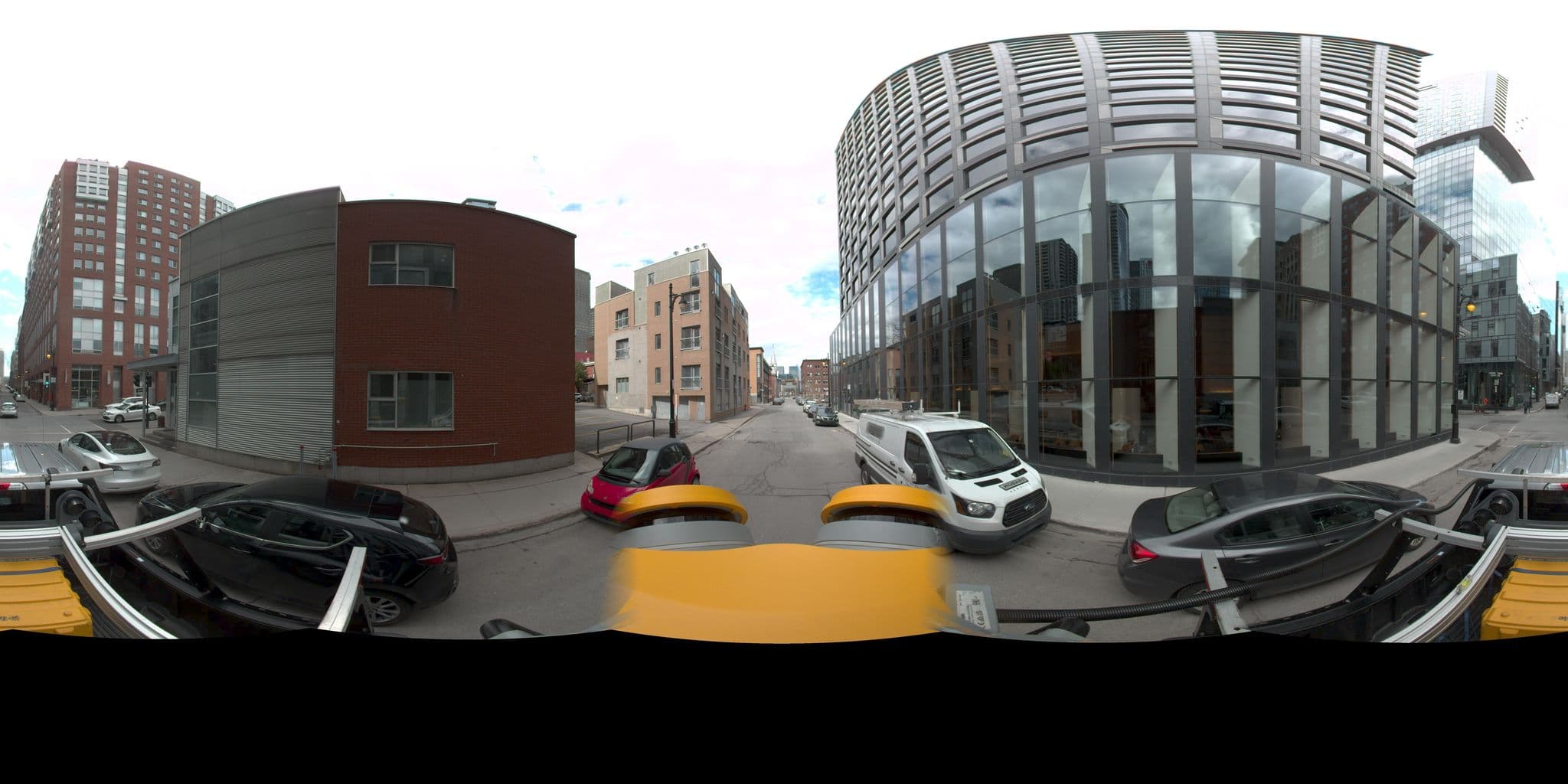 Street view near Hôtel le Dauphin, Ville-Marie — © VdM (CC BY-SA · Mapillary)