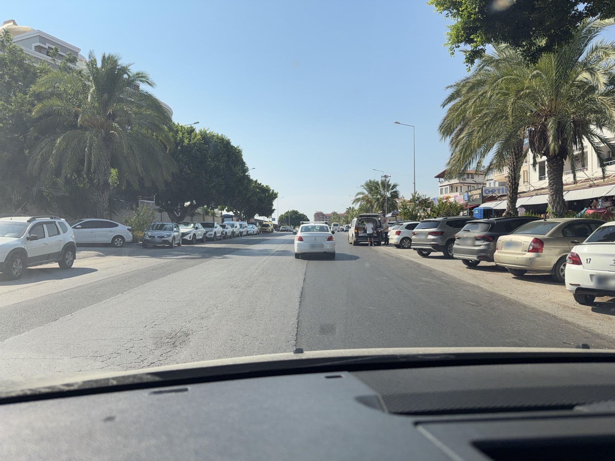 Street view near Tanyeli Hotel, Gültepe — © wasd42 (CC BY-SA · Mapillary)