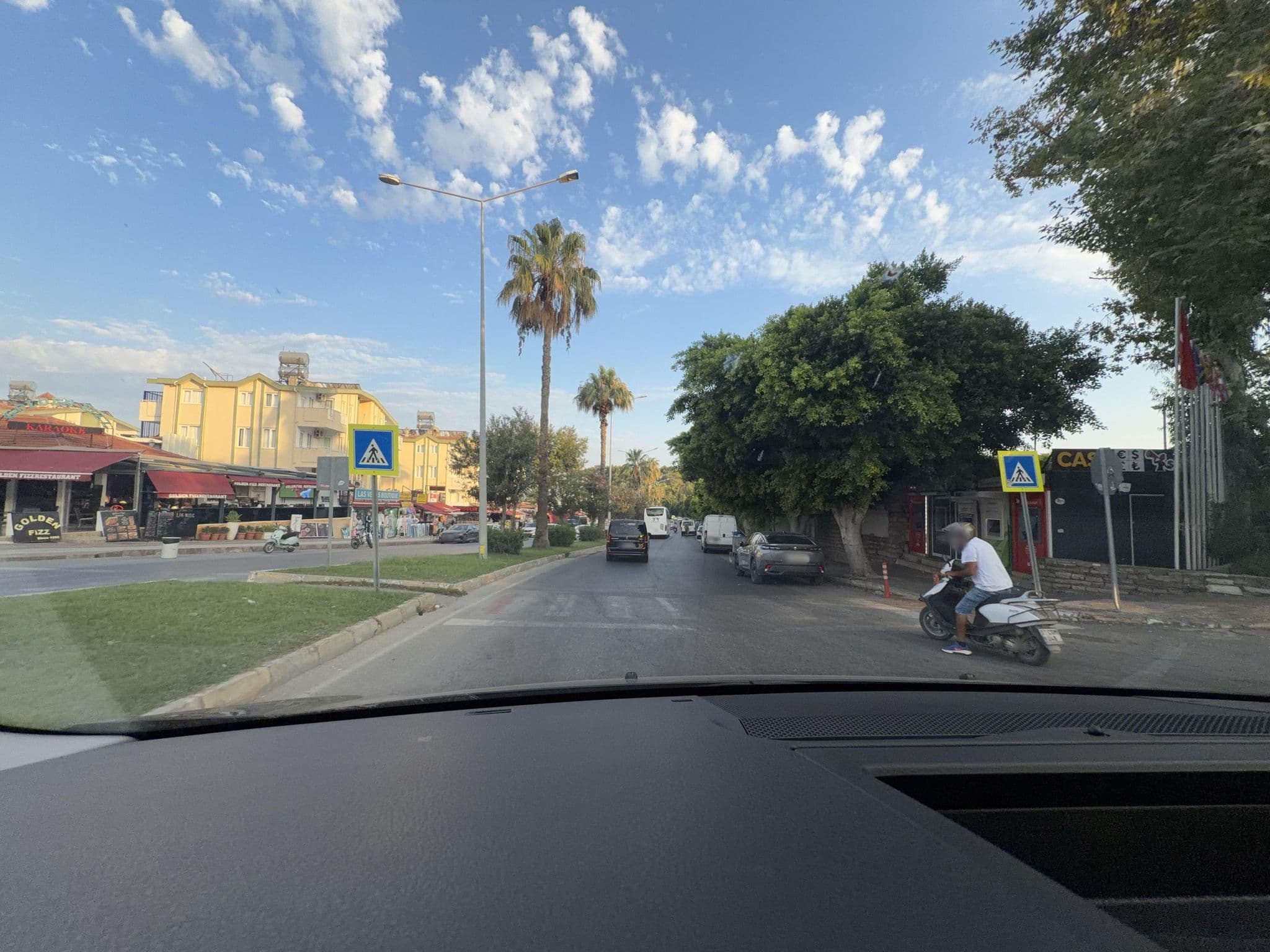 Street view near Güneşli Side Apart Hotel, Side — © wasd42 (CC BY-SA · Mapillary)