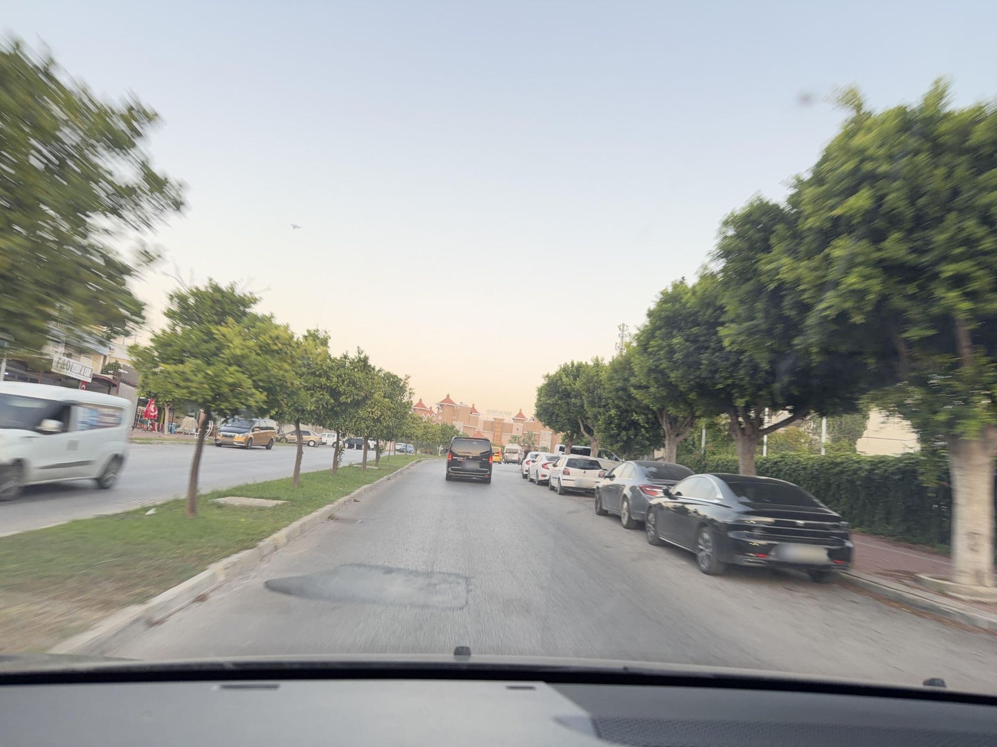 Street view near Otel, Gültepe — © wasd42 (CC BY-SA · Mapillary)
