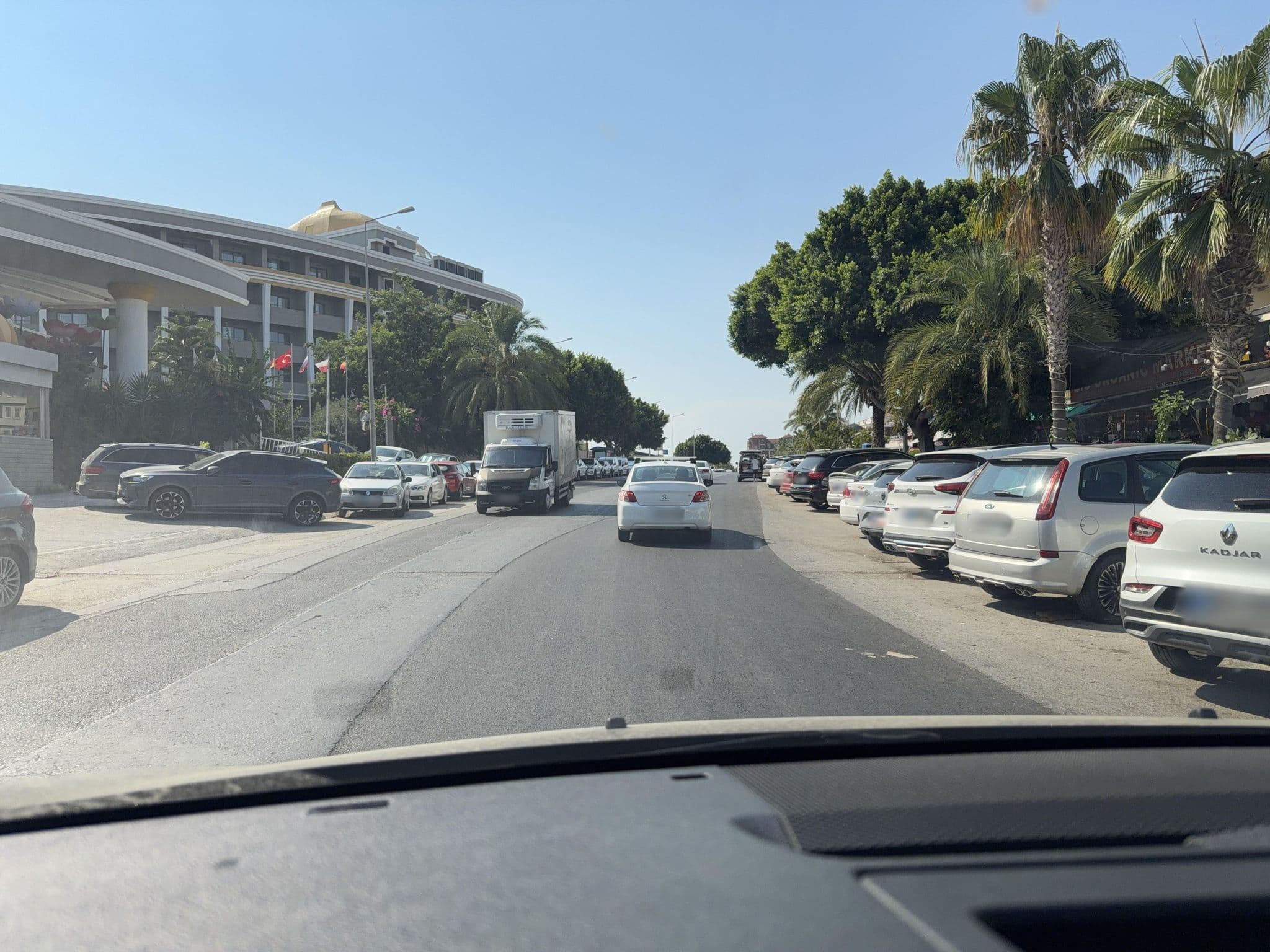 Street view near room 201, Gültepe — © wasd42 (CC BY-SA · Mapillary)