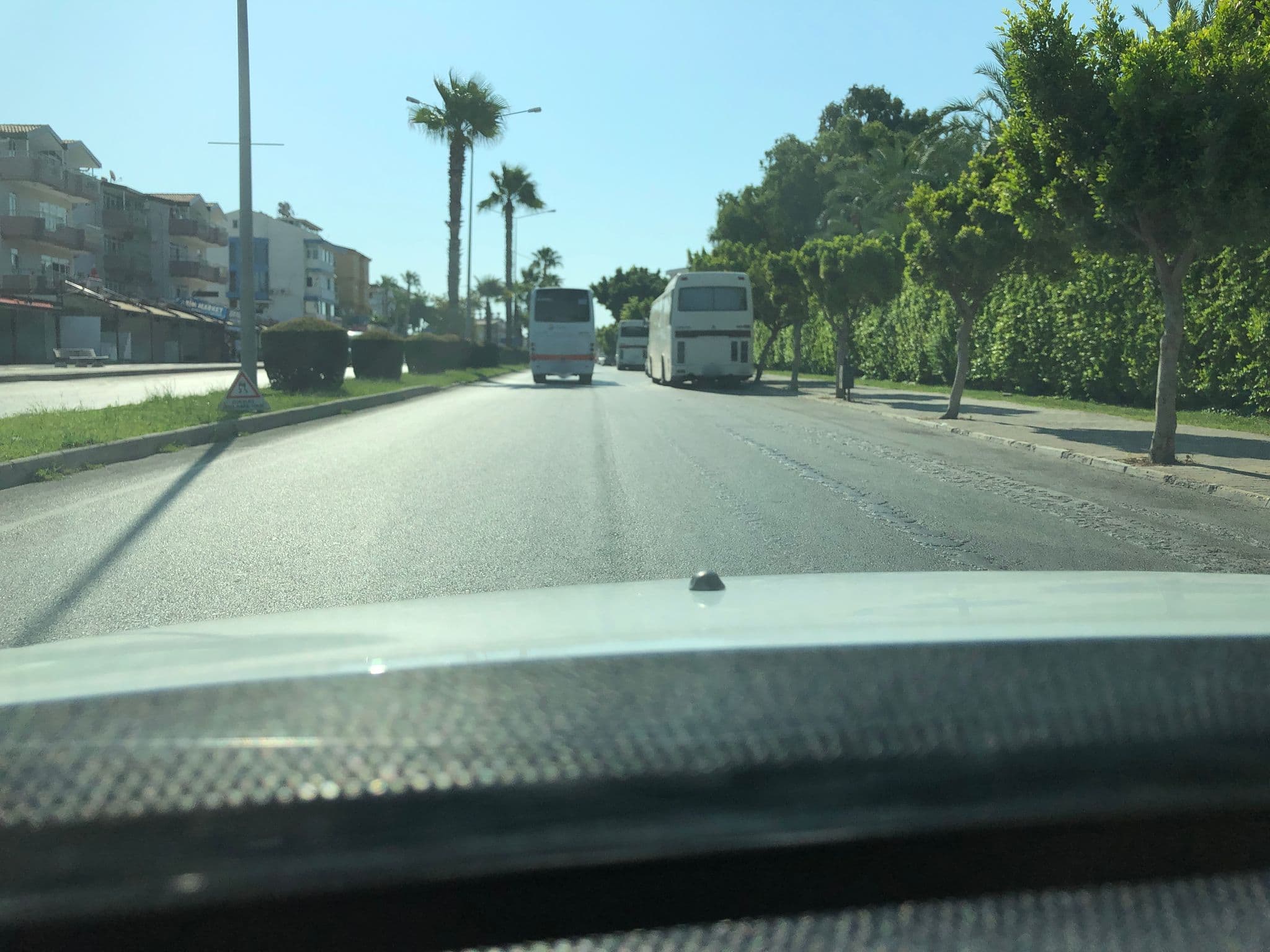Street view near Ün Side Hotel, Side — © schwartauch (CC BY-SA · Mapillary)