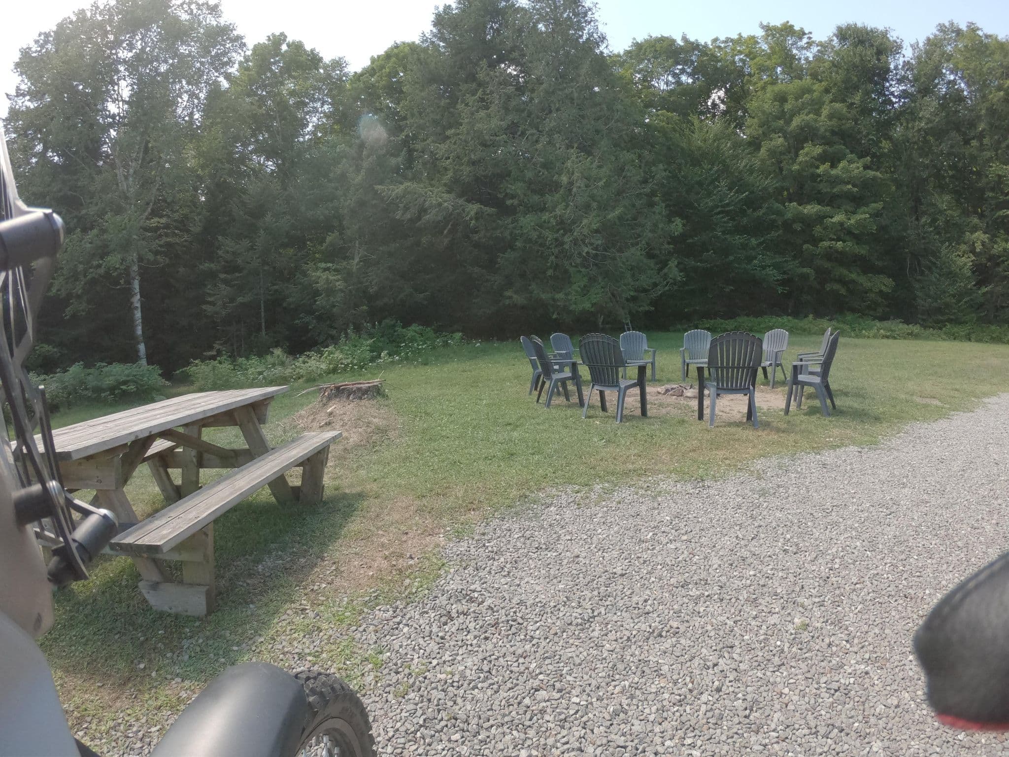 Street view near Chalet Niquet, Notre-Dame-du-Mont-Carmel — © pfbreton (CC BY-SA · Mapillary)
