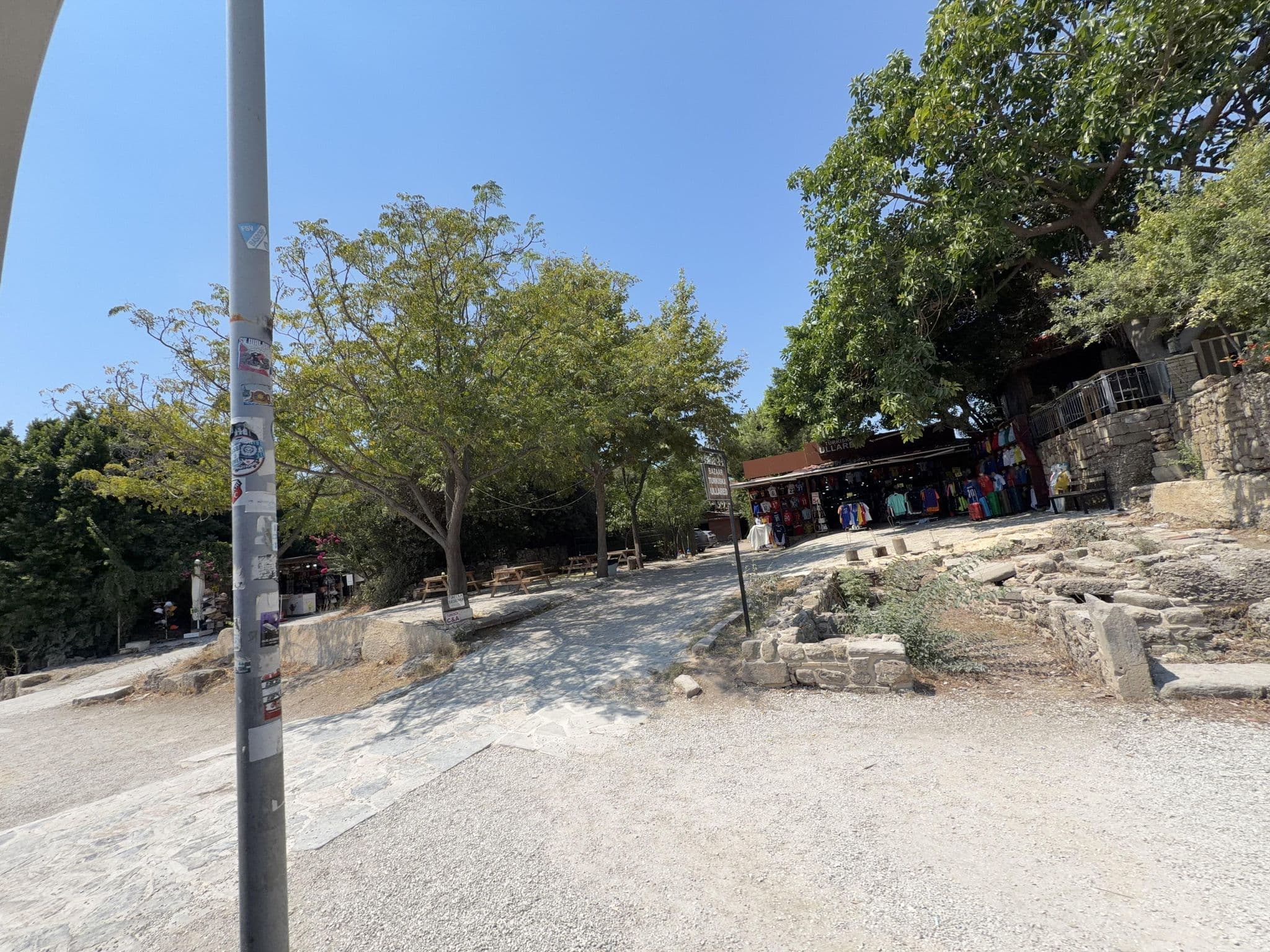 Street view near Mutlu Motel, Side — © wasd42 (CC BY-SA · Mapillary)