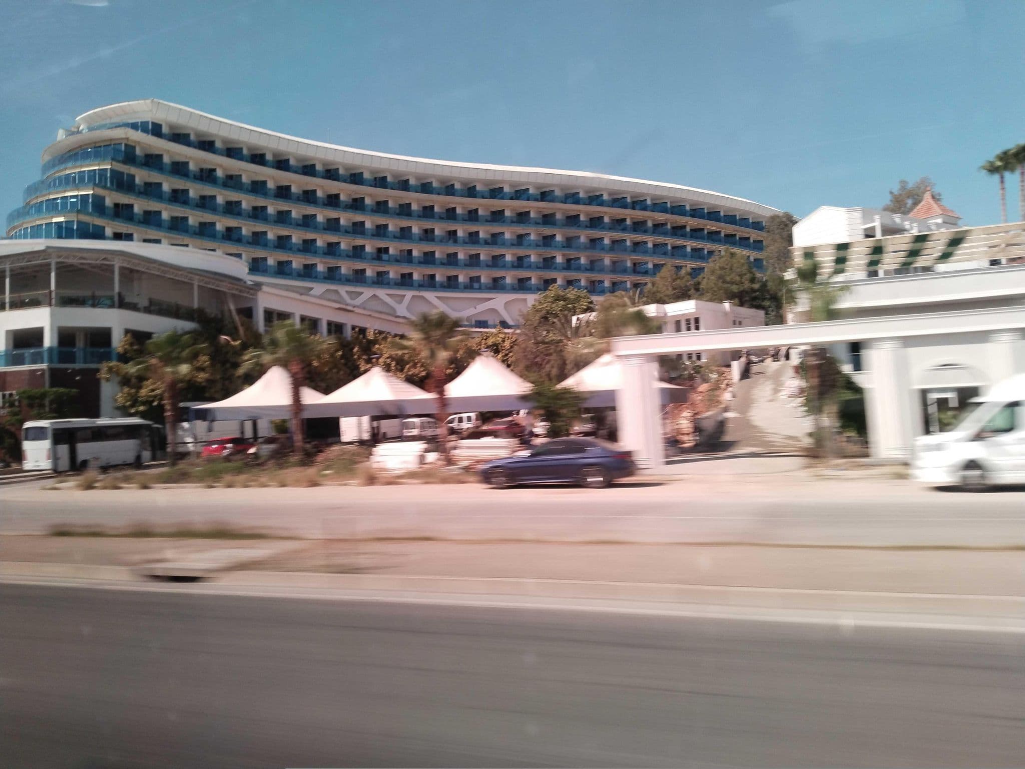 Street view near Alissa Garden, Türkler — © Yurikson (CC BY-SA · Mapillary)