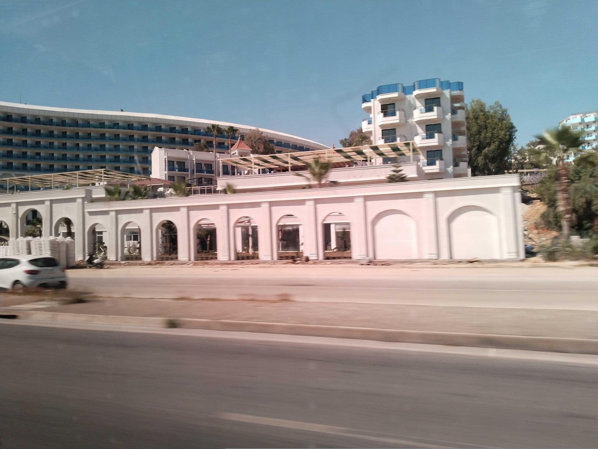 Street view near Tekbir Alanya Resort Otel, Türkler — © Yurikson (CC BY-SA · Mapillary)