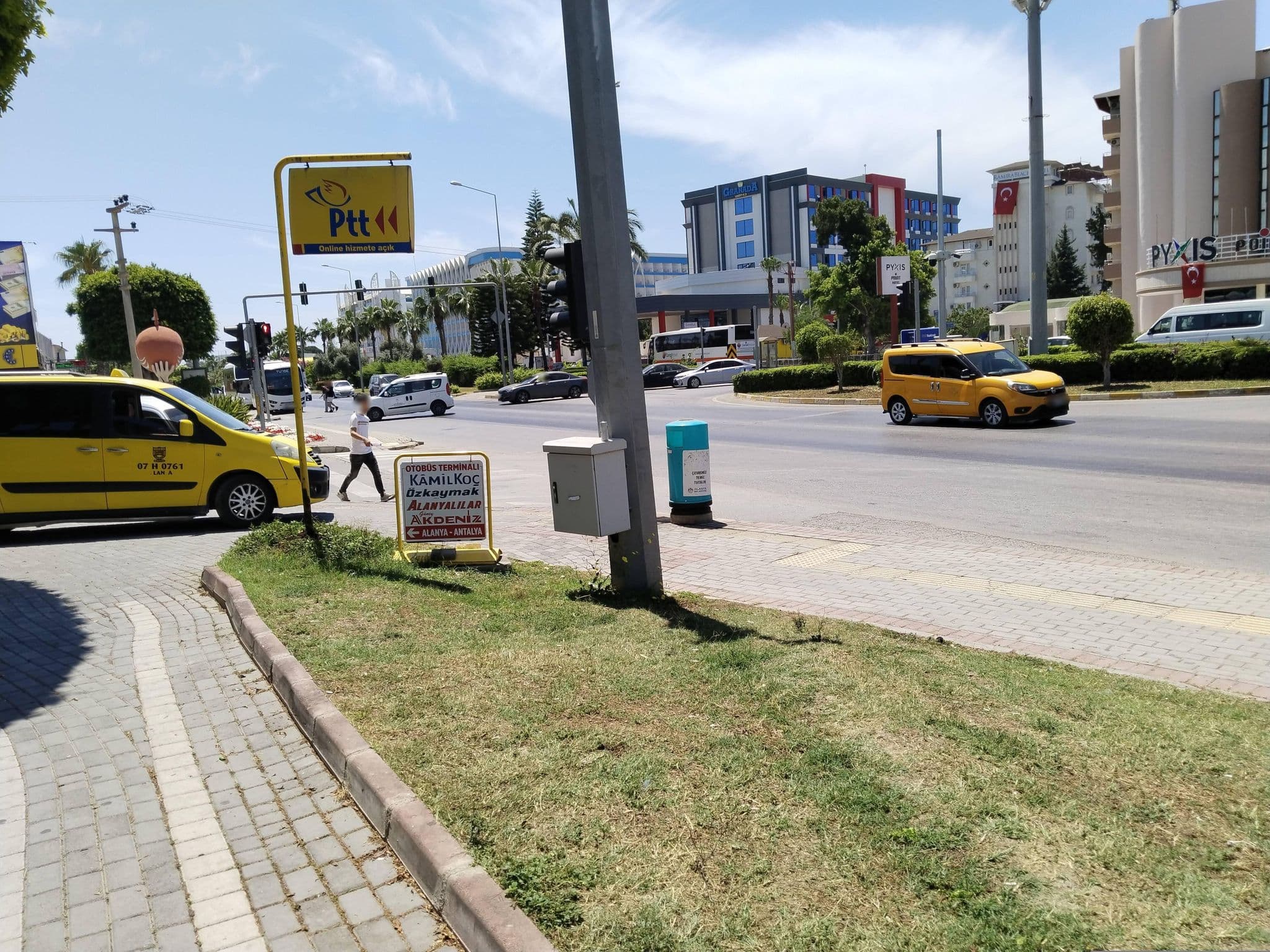 Street view near Alanya Vikingen Quality Resort & Spa, Avsallar — © Yurikson (CC BY-SA · Mapillary)