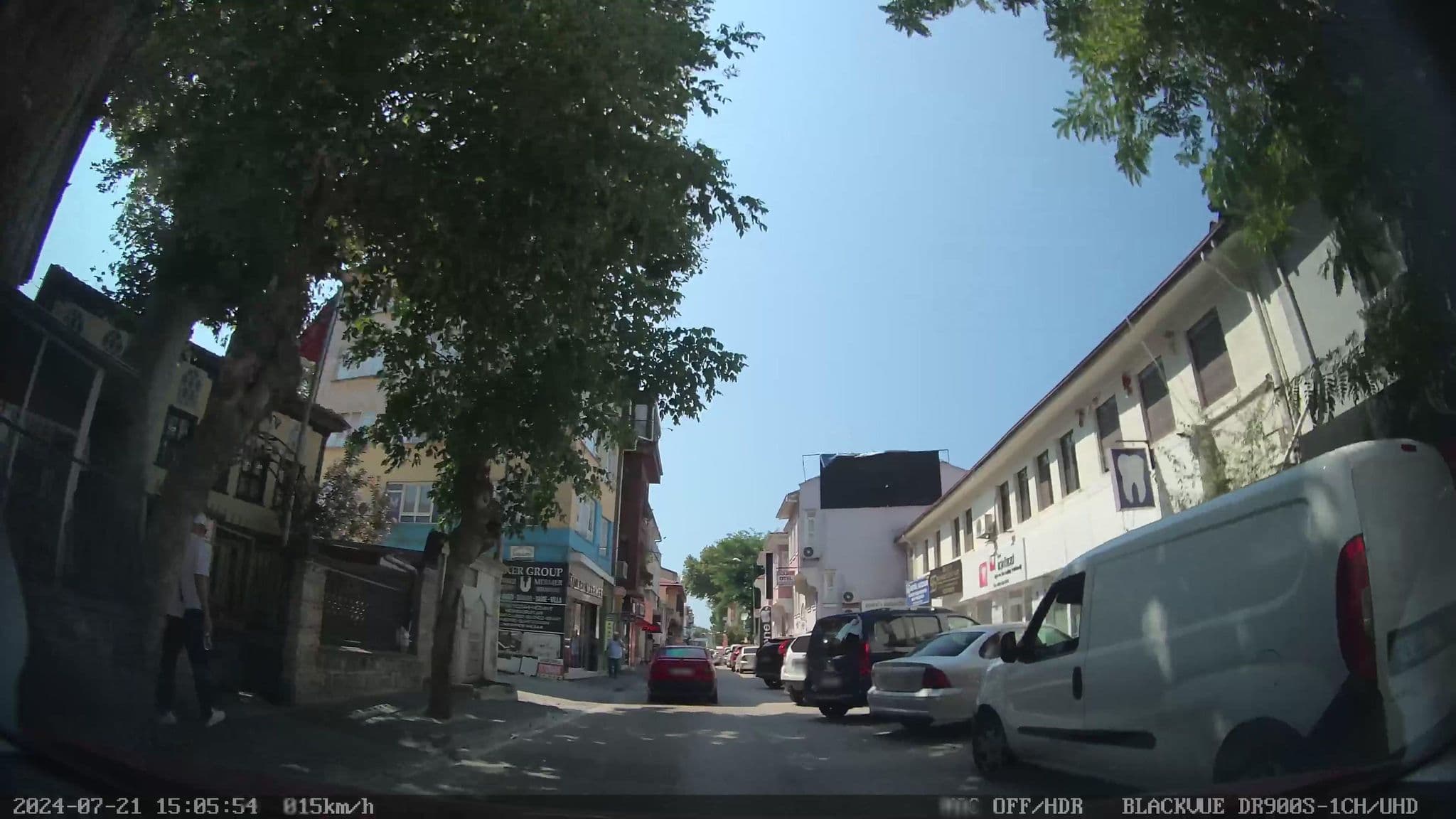 Street view near Grander Best Butik Otel, Mudanya — © unen (CC BY-SA · Mapillary)