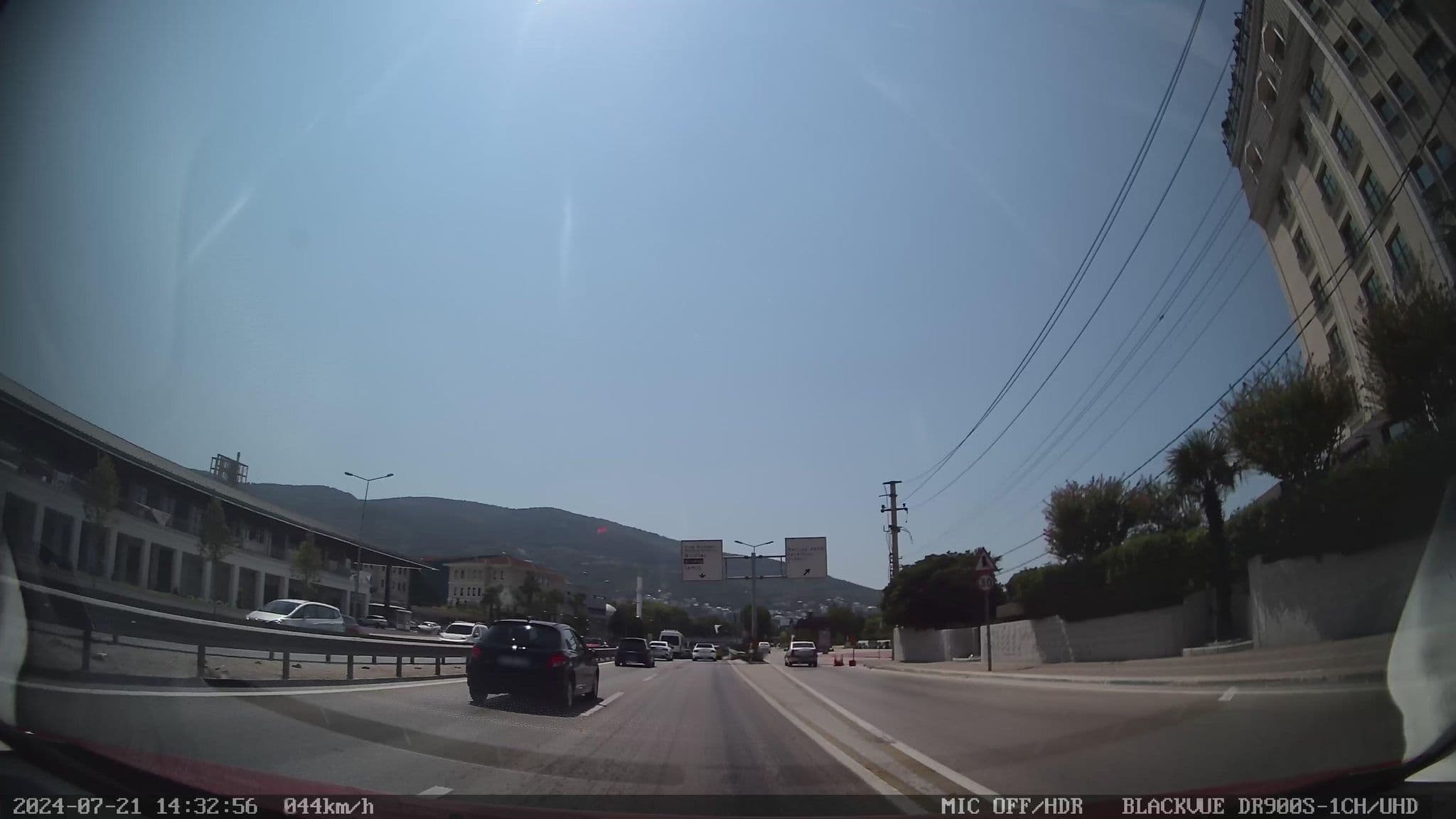 Street view near Almira Hotel, Call Center !, Bursa — © unen (CC BY-SA · Mapillary)
