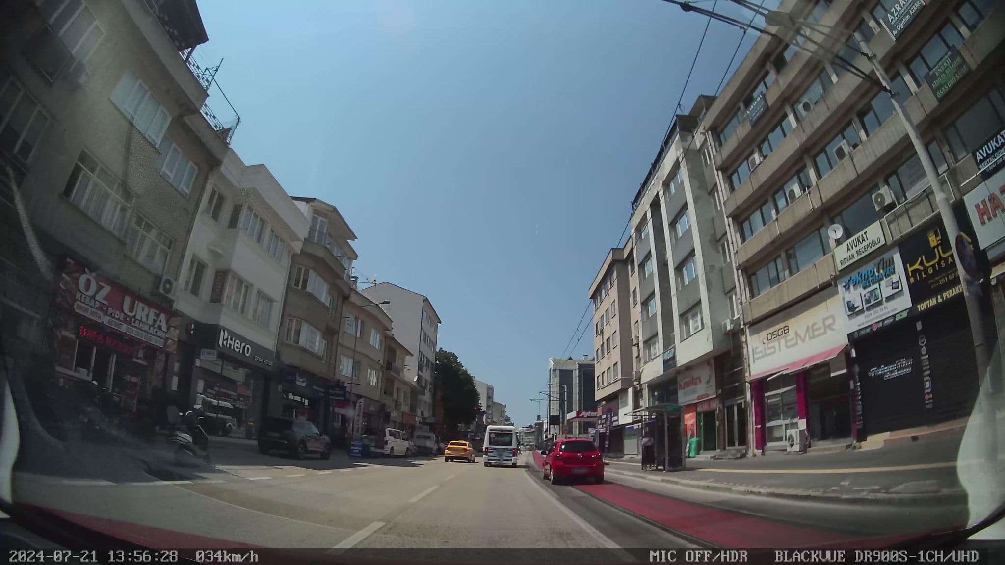 Street view near Birsen Otel, Bursa — © unen (CC BY-SA · Mapillary)