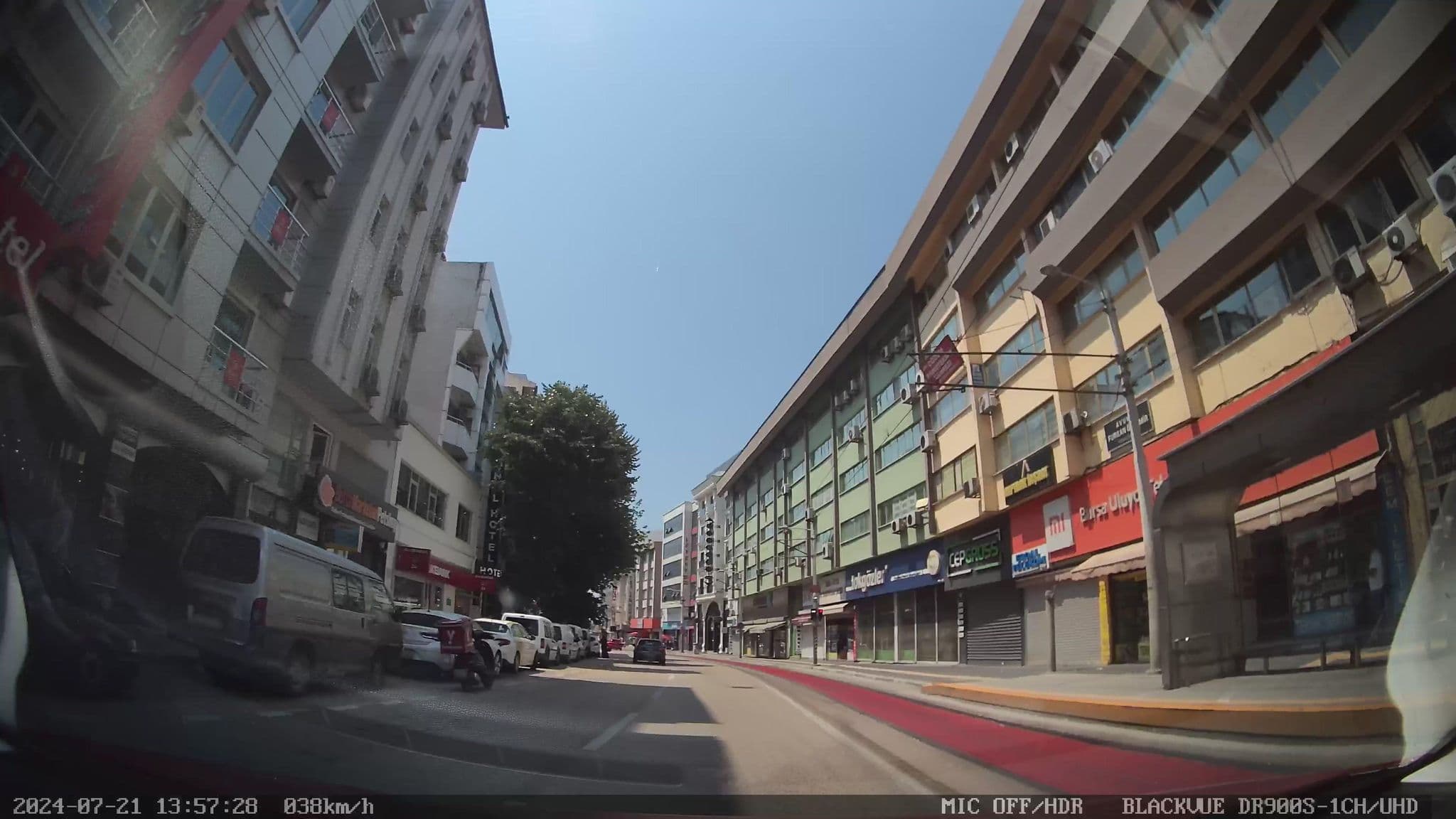 Street view near Madi Hotel, Bursa — © unen (CC BY-SA · Mapillary)