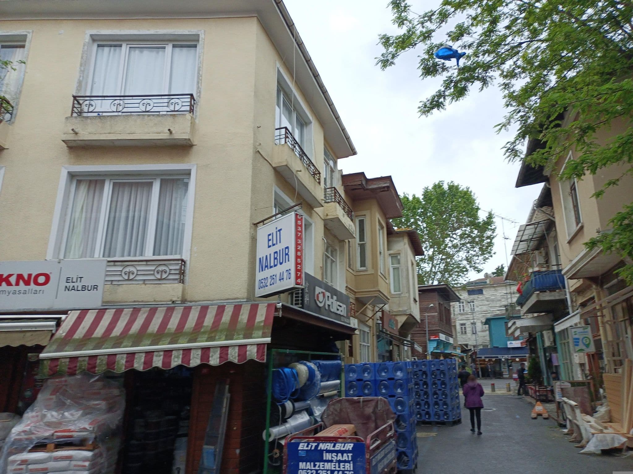 Street view near Ada İnan Hotel, Adalar — © deleted_user (CC BY-SA · Mapillary)