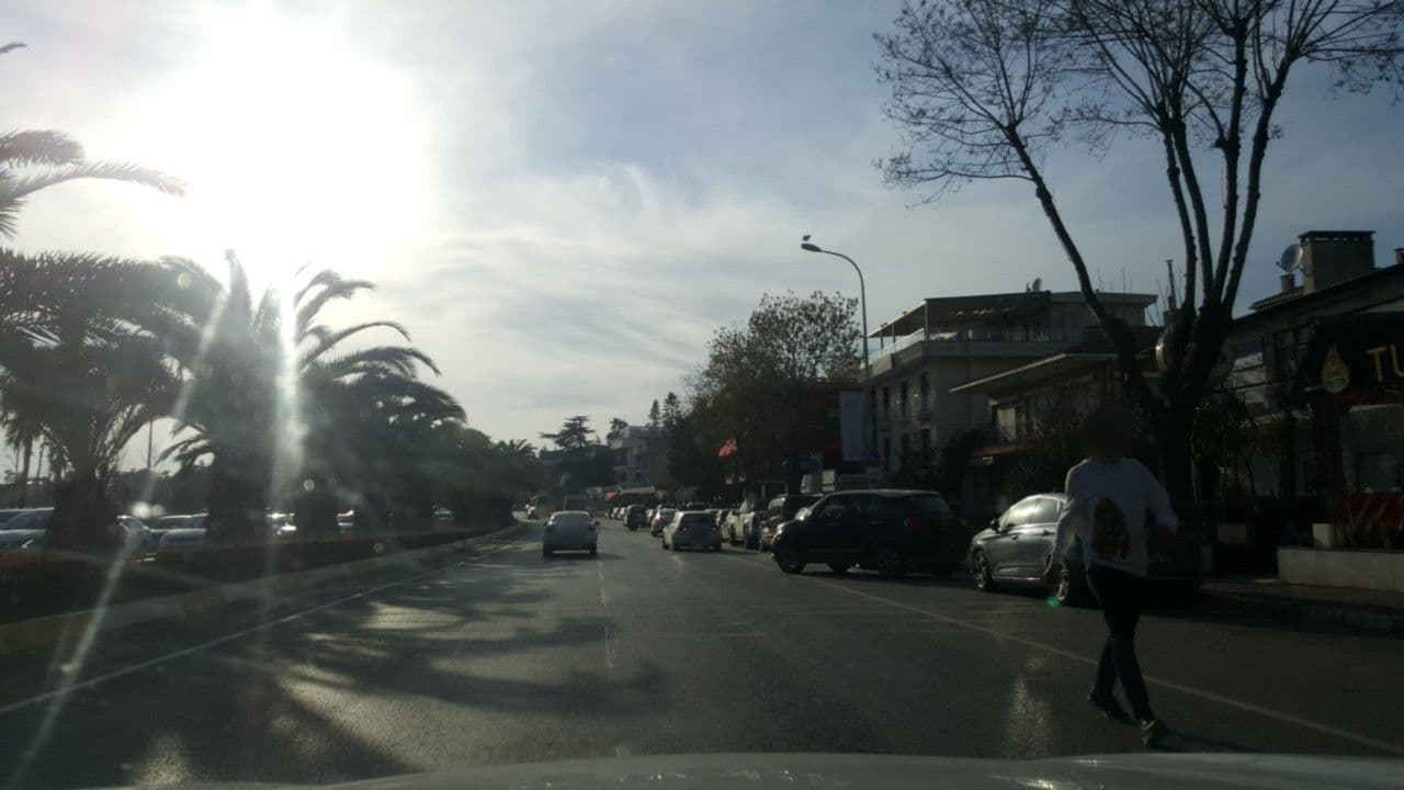 Street view near Tuzla Town Hotel, Gebze — © emrezbas (CC BY-SA · Mapillary)