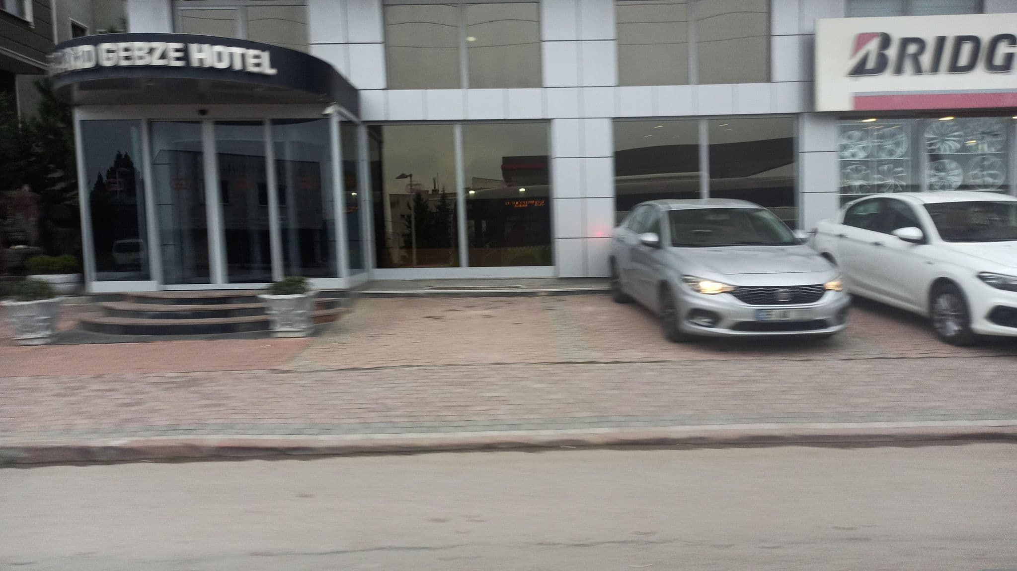 Street view near Gebze Grand Hotel, Gebze — © justamap (CC BY-SA · Mapillary)