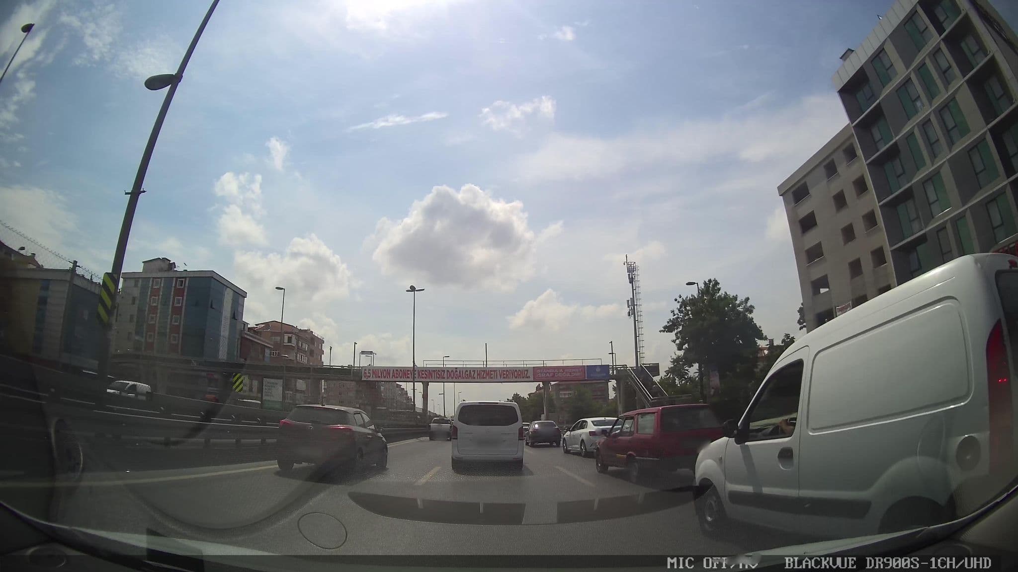 Street view near Hotel Lotte Palace, Küçükçekmece — © ahmetegri (CC BY-SA · Mapillary)